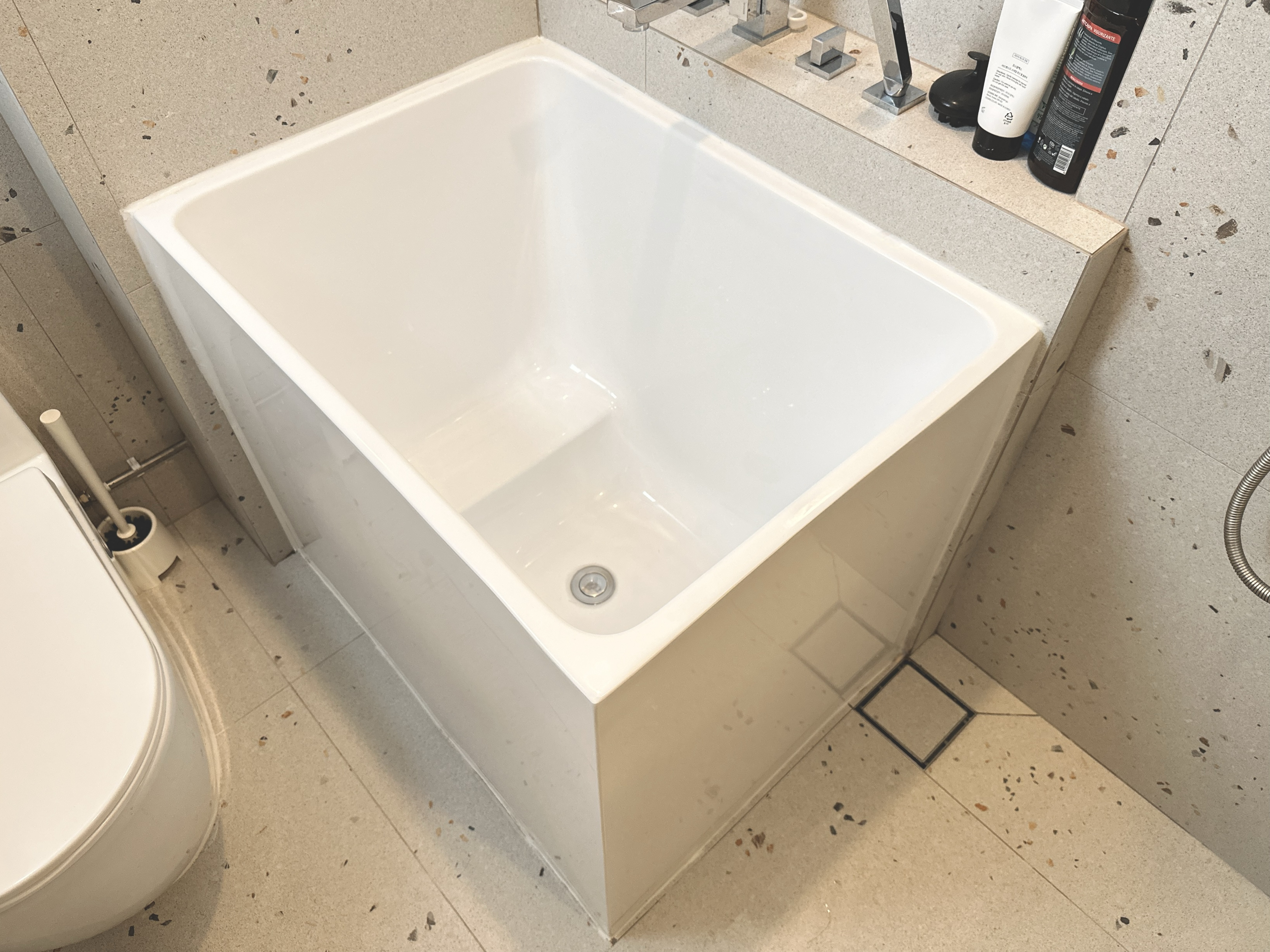 A 3-Room HDB Japandi-inspired Bathroom with a Bathtub!