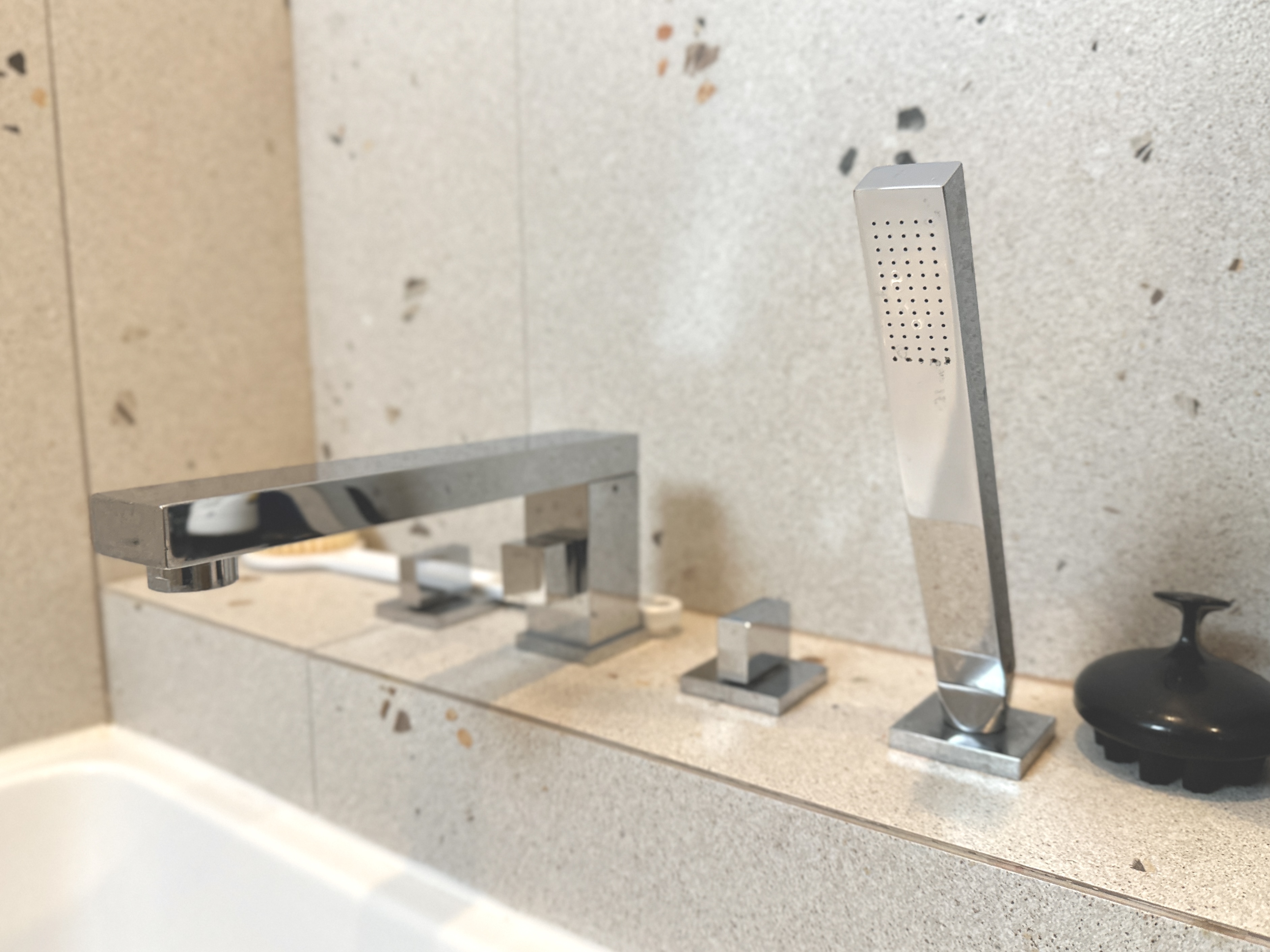 A 3-Room HDB Japandi-inspired Bathroom with a Bathtub!