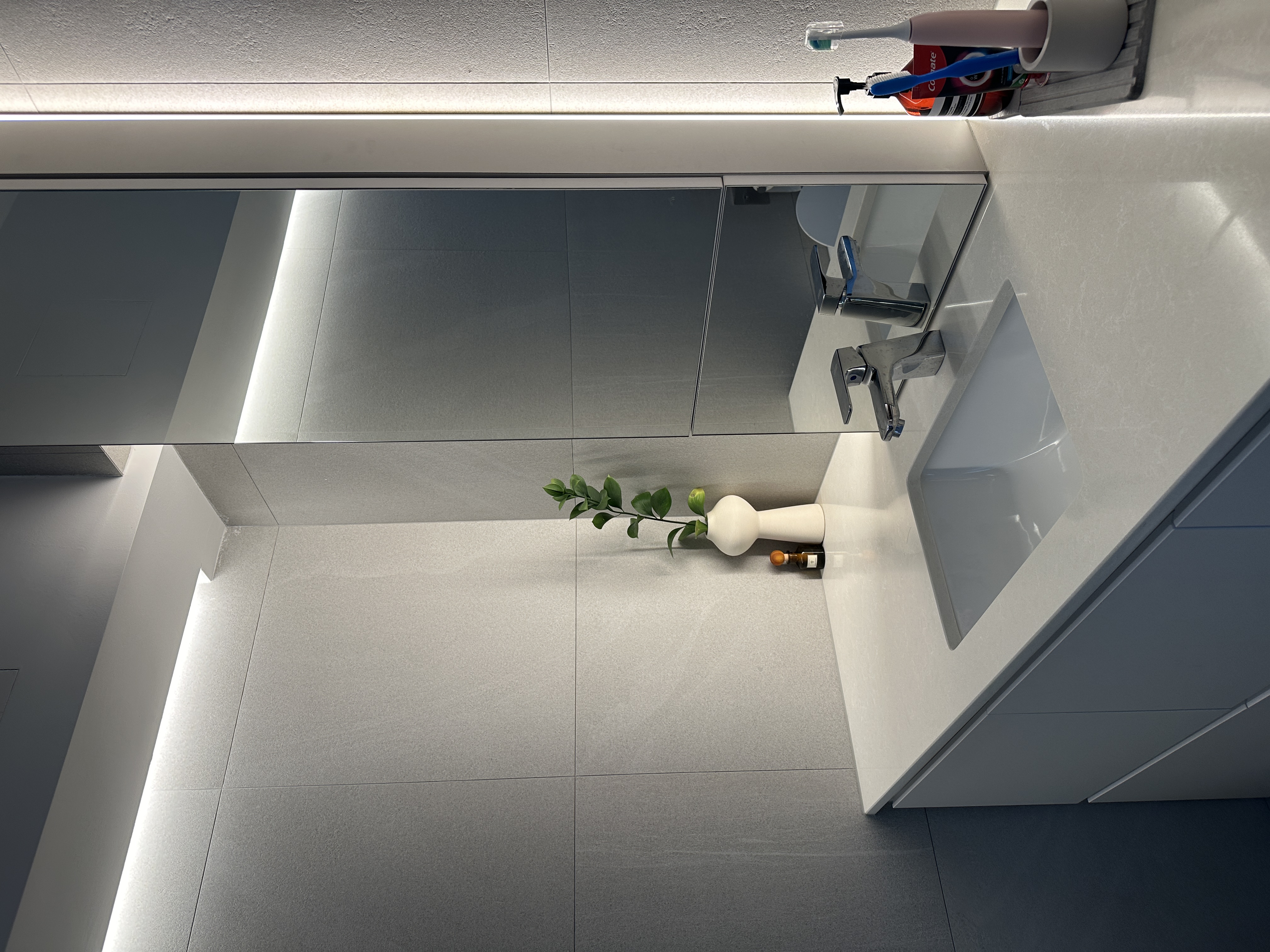 Our Hotel-Inspired Bathroom Makeover with Just 1 Tile