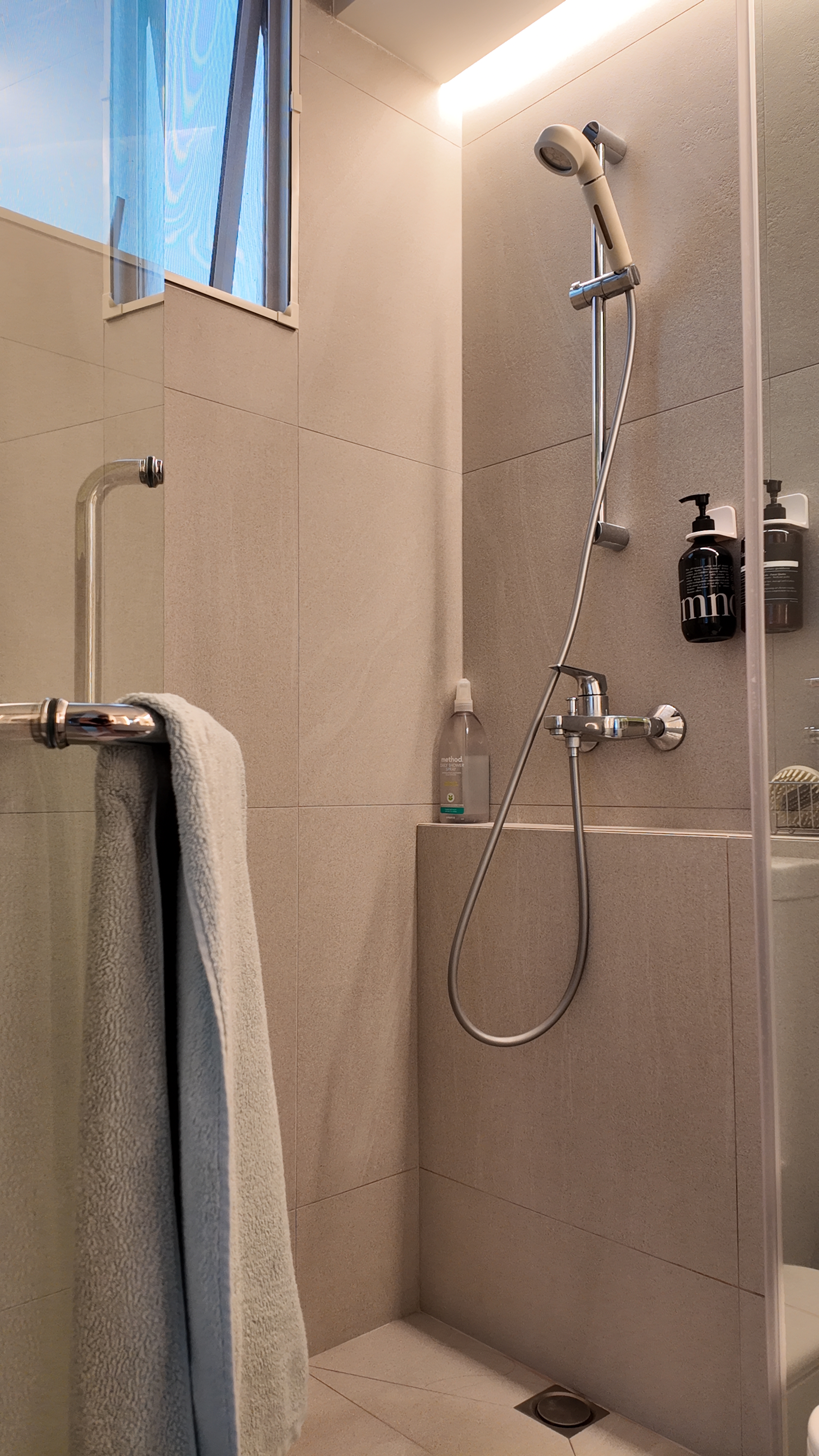 Our Hotel-Inspired Bathroom Makeover with Just 1 Tile