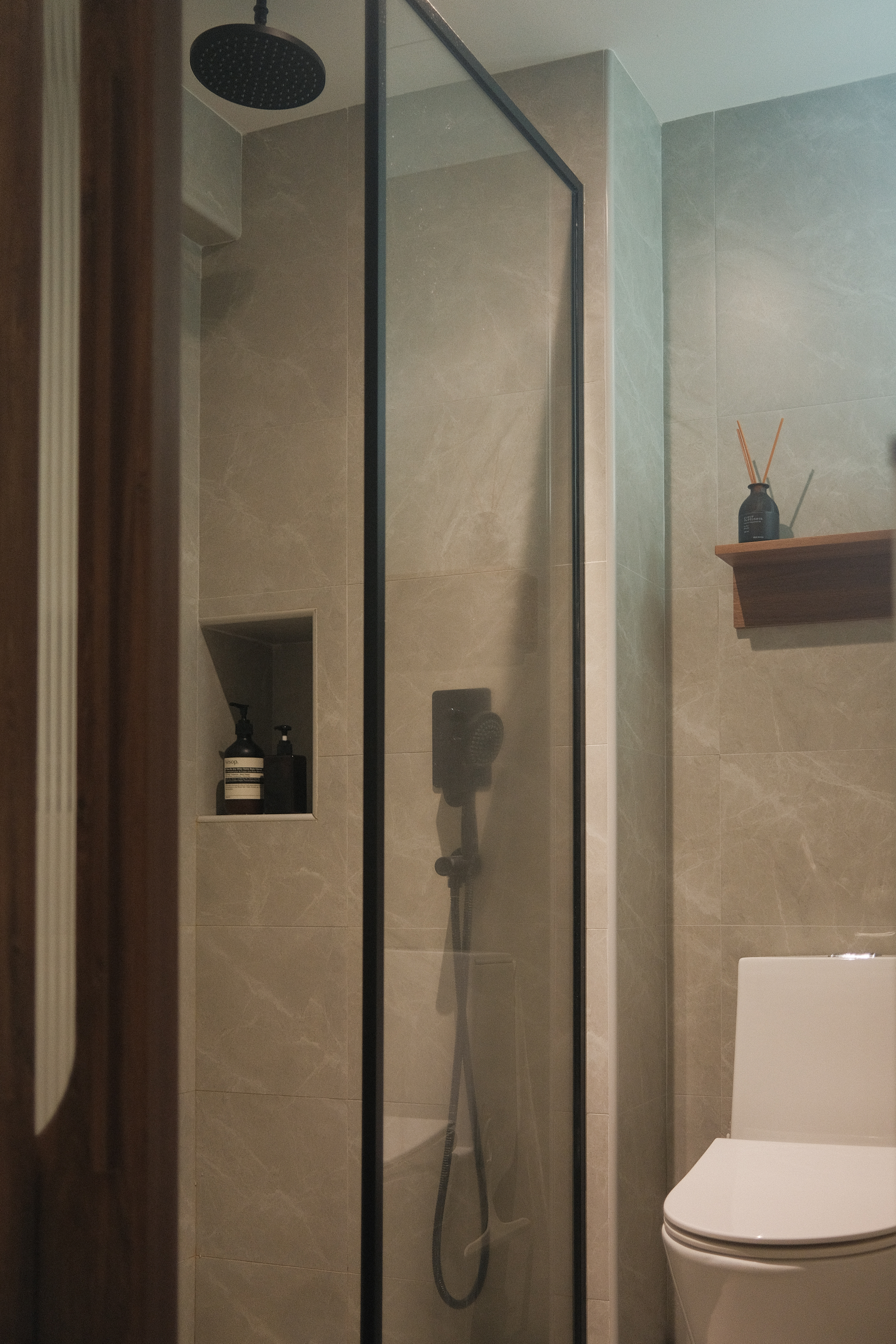 Calm,-Minimal,-and-Effortless:-Our-Bathroom-Design-Story