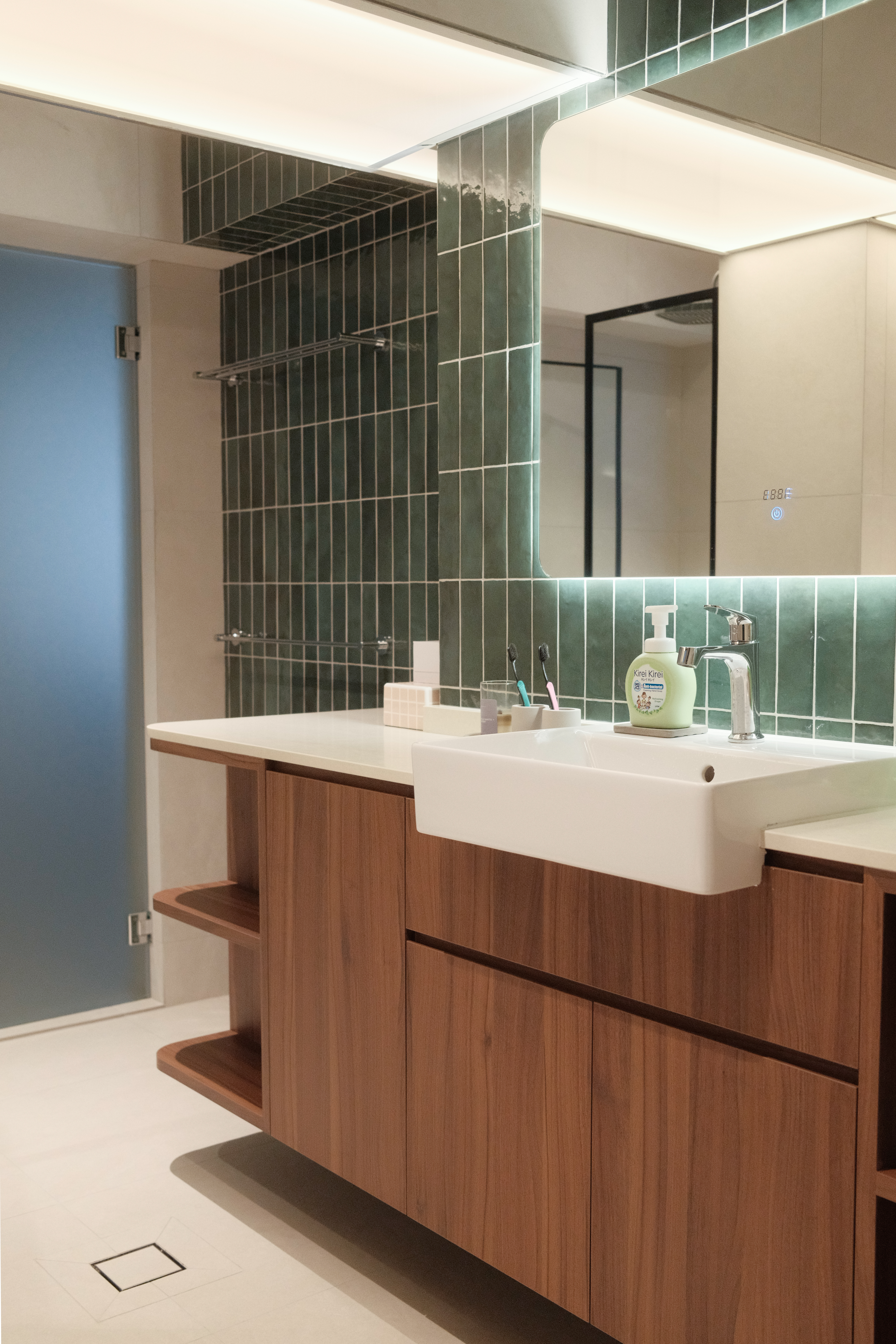 HDB Redesign: Combining 2 Toilets Into 1 Luxurious Mega Bathroom