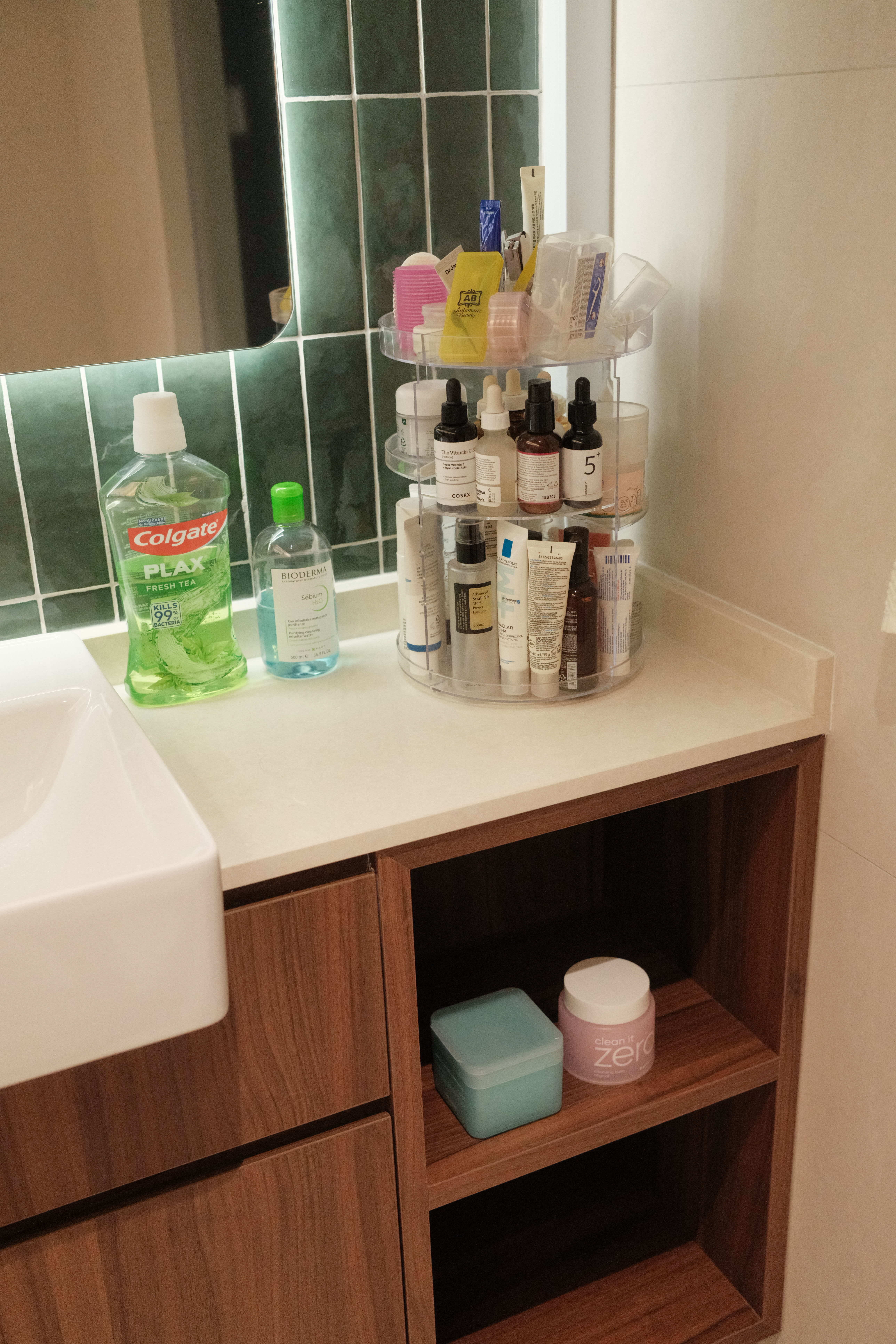 HDB Redesign: Combining 2 Toilets Into 1 Luxurious Mega Bathroom