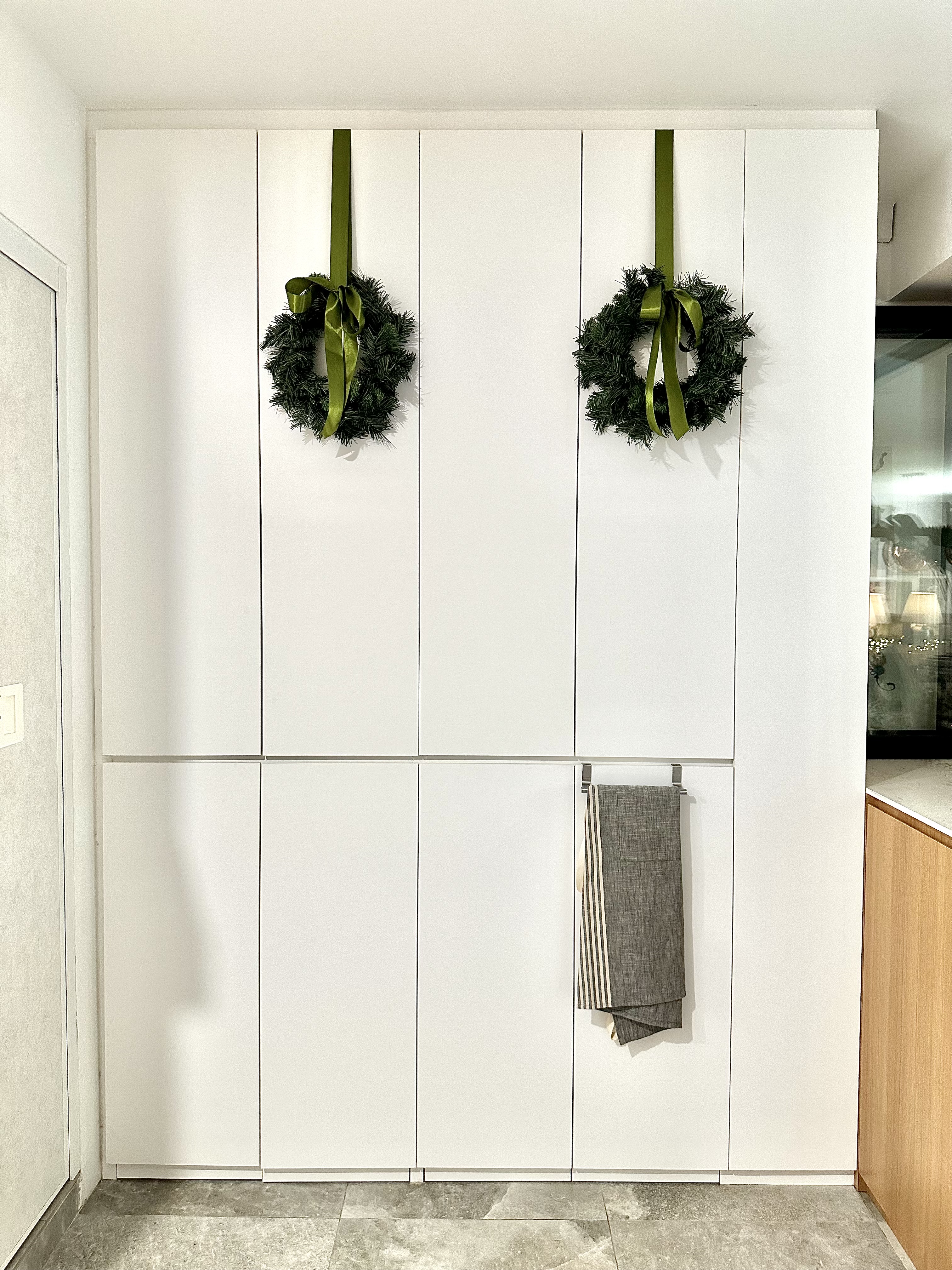 🎅🏼 Ho Ho Home: A Peek Inside Our Seasonal Christmas Decor 🎄