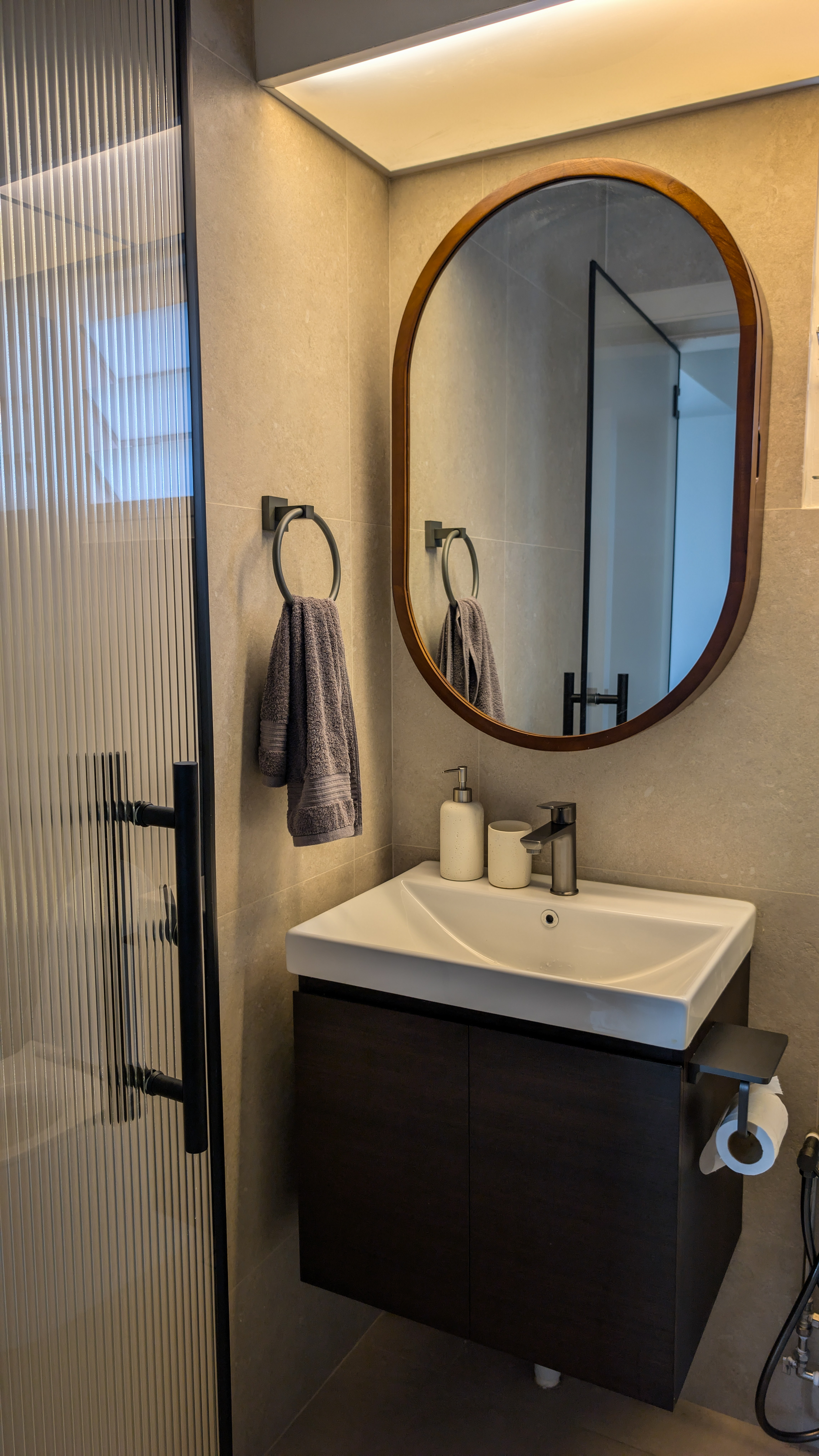 Our-bathrooms:-Practical-tips-and-Taobao-finds