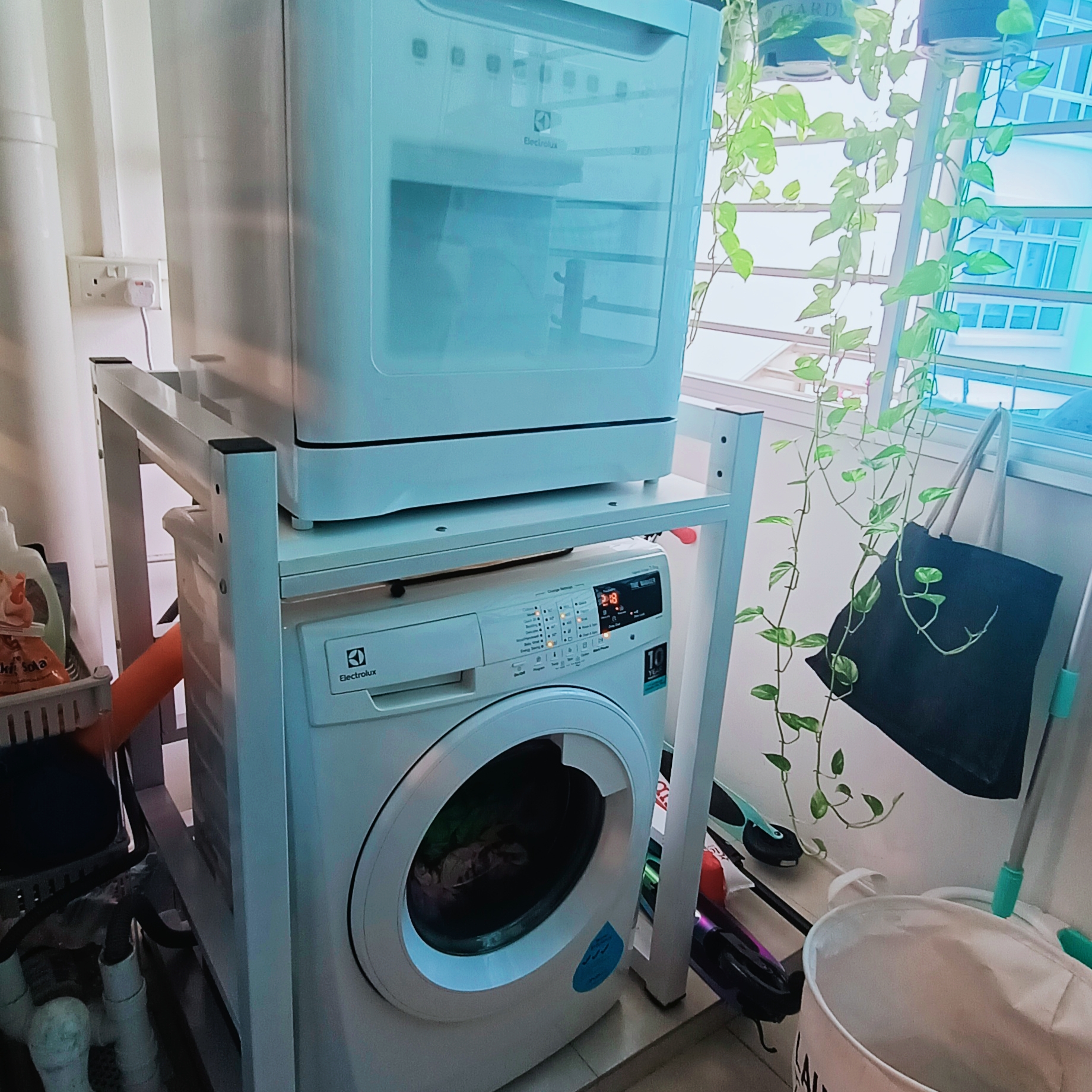 The Small yet Mighty Service Yard with No Carpentry