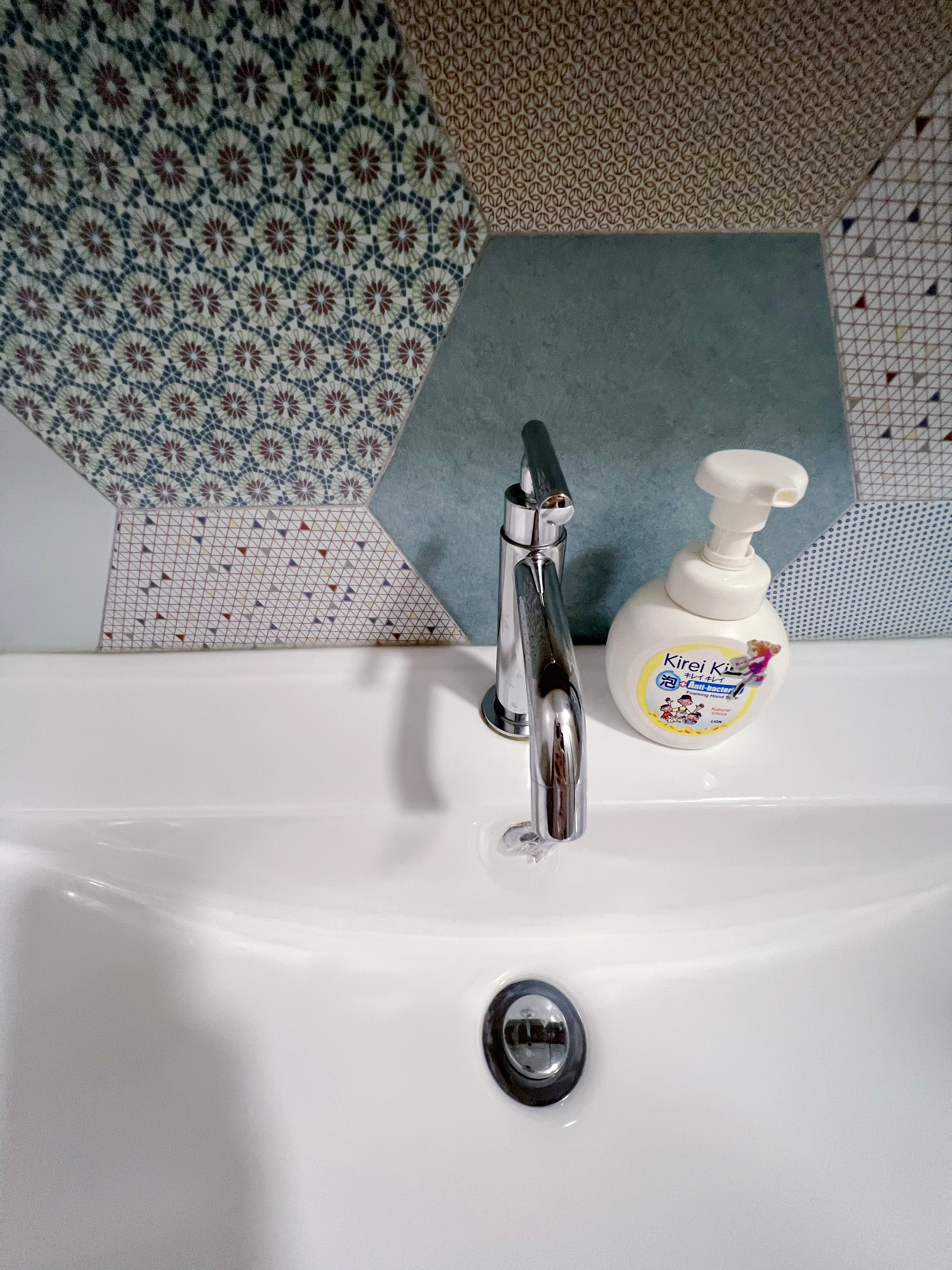 3 bathrooms: 3 different aesthetics