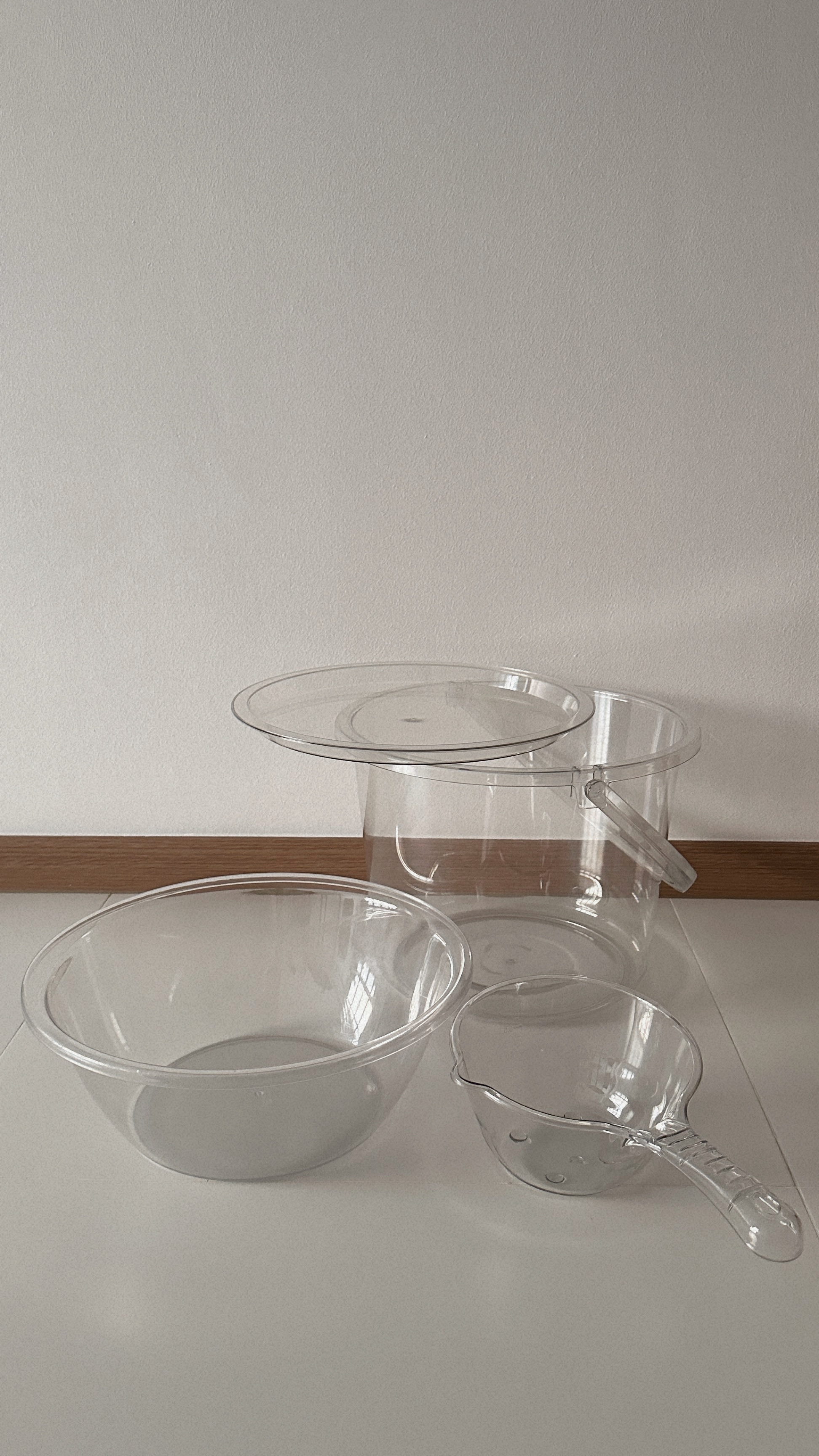 A Minimalistic Yet Functional Service Yard Without Carpentry