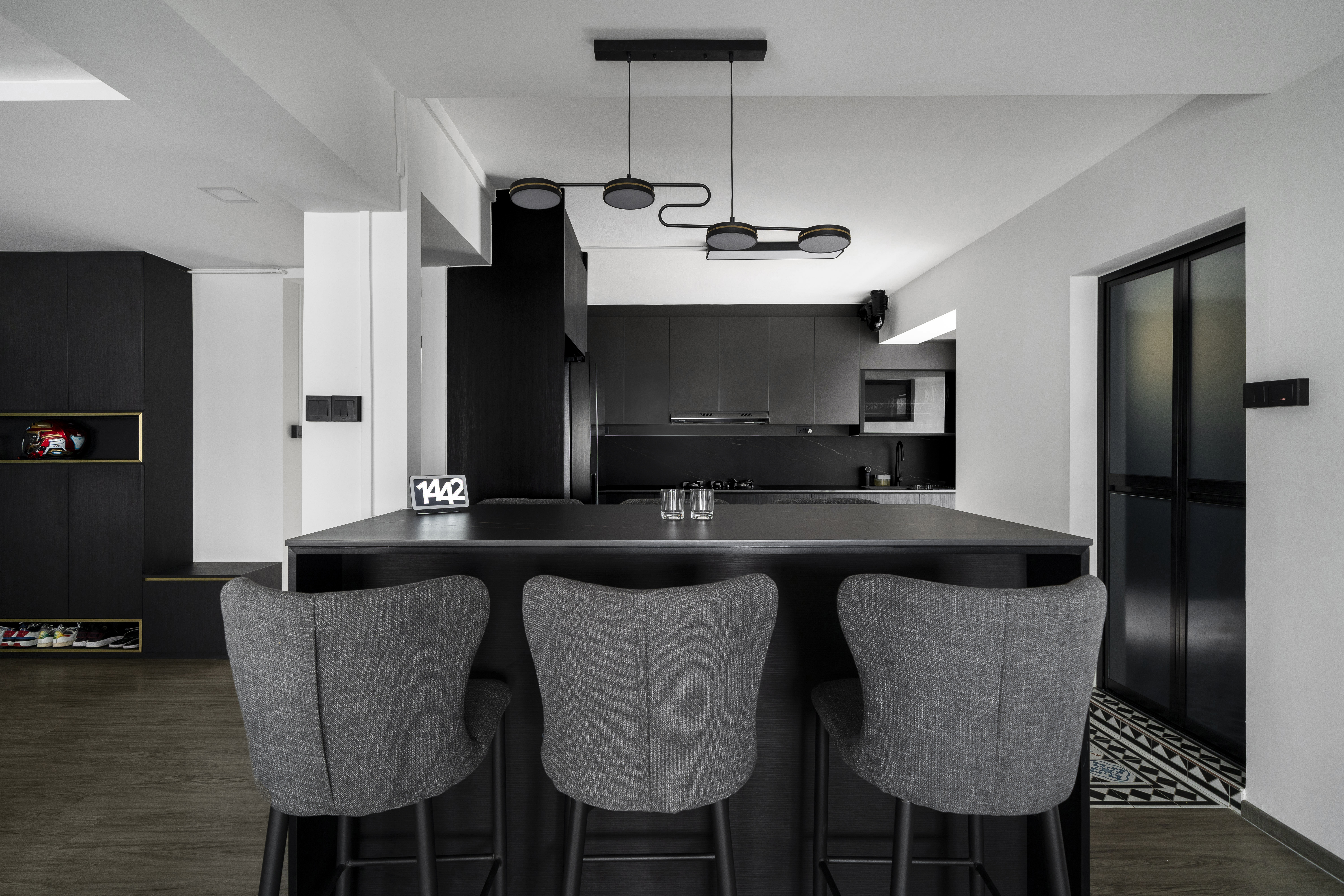 House Tour: Inside a Monochromatic Bachelor Pad