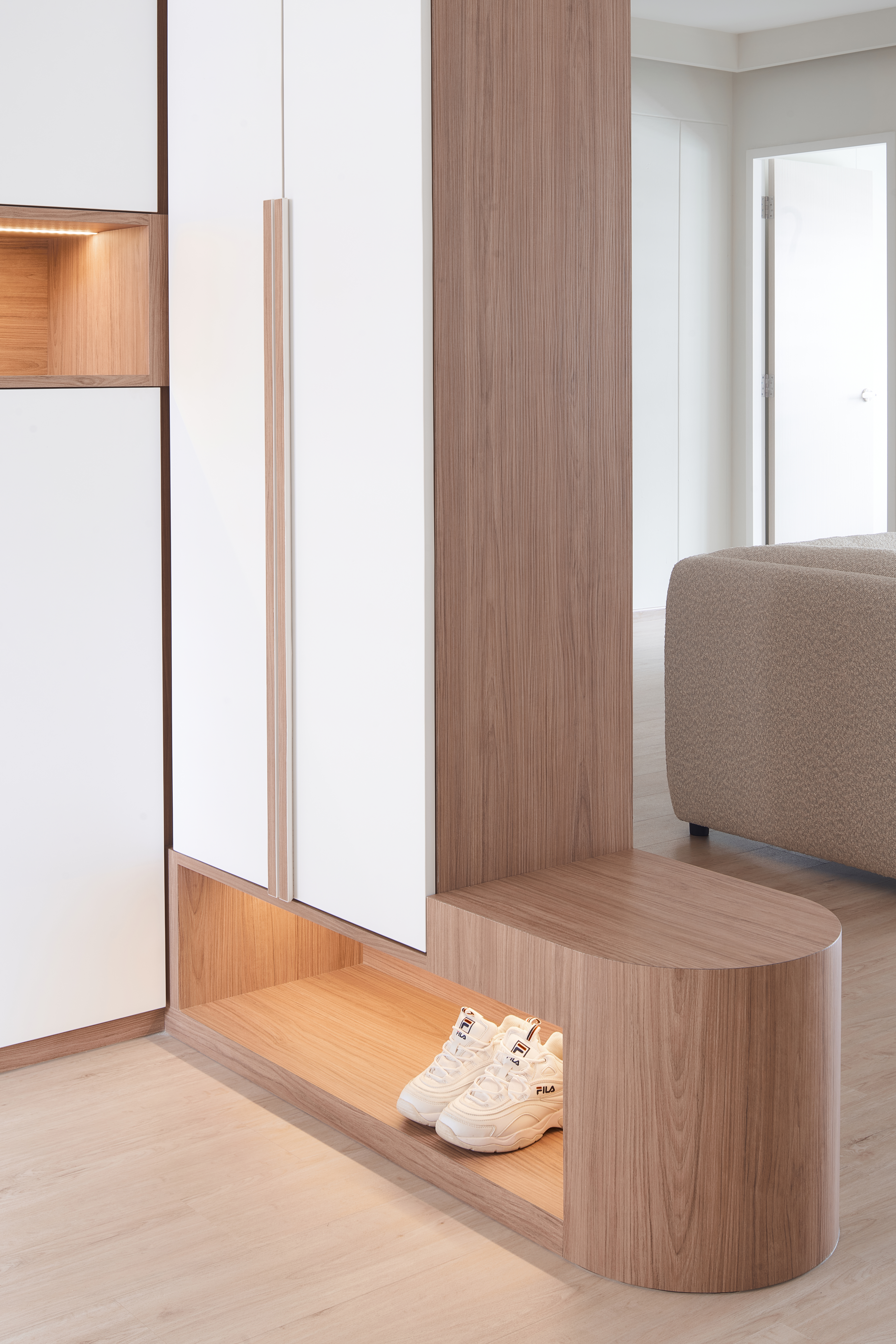 House Tour: Transforming A Bright Scandinavian Executive Apartment