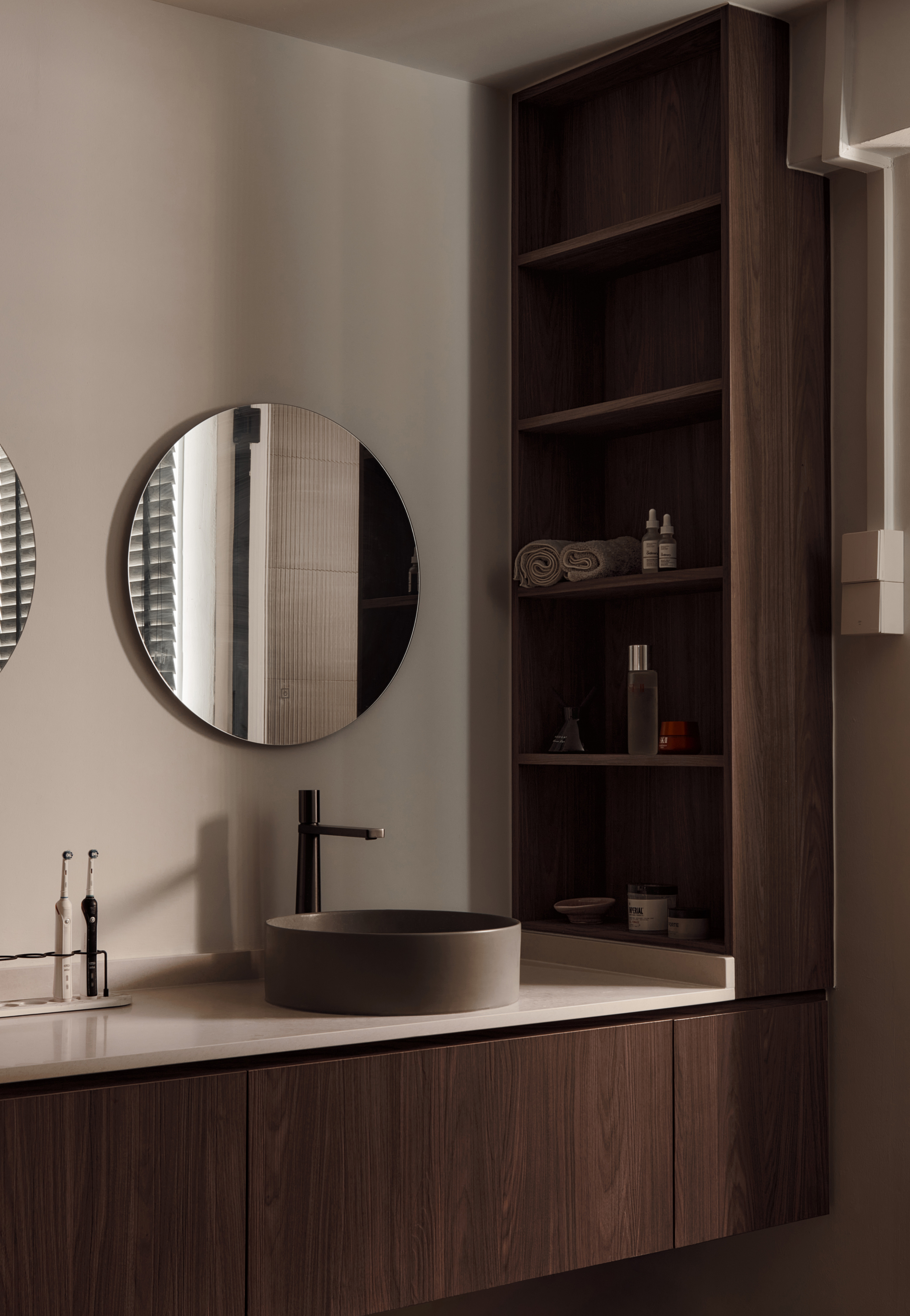 House-Tour:-Explore-a-Trendy-Modern-Contemporary-5-Room-Resale-Home