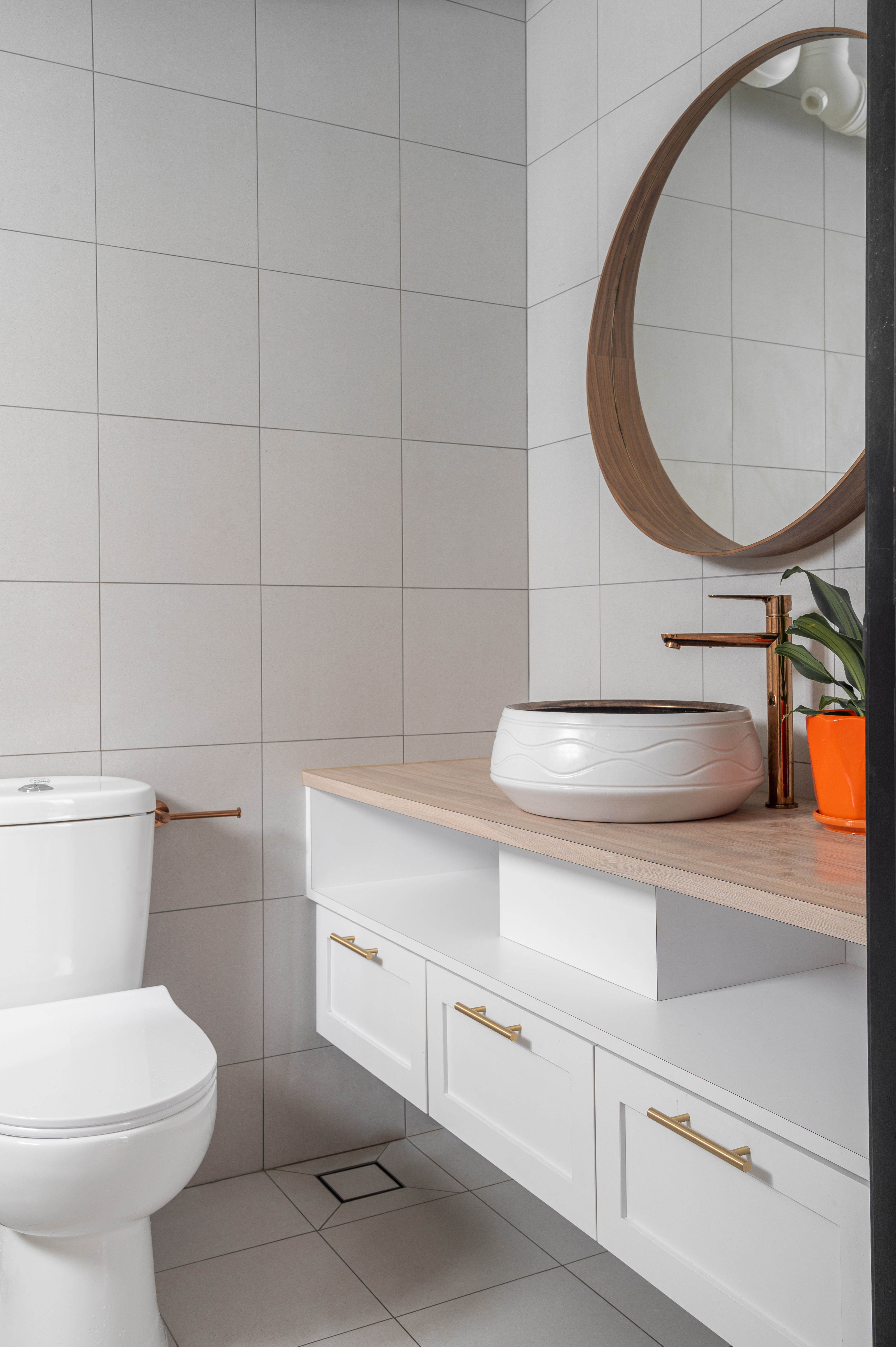 House-Tour:-An-Eclectic-Nostalgic-Abode-That's-Stylish