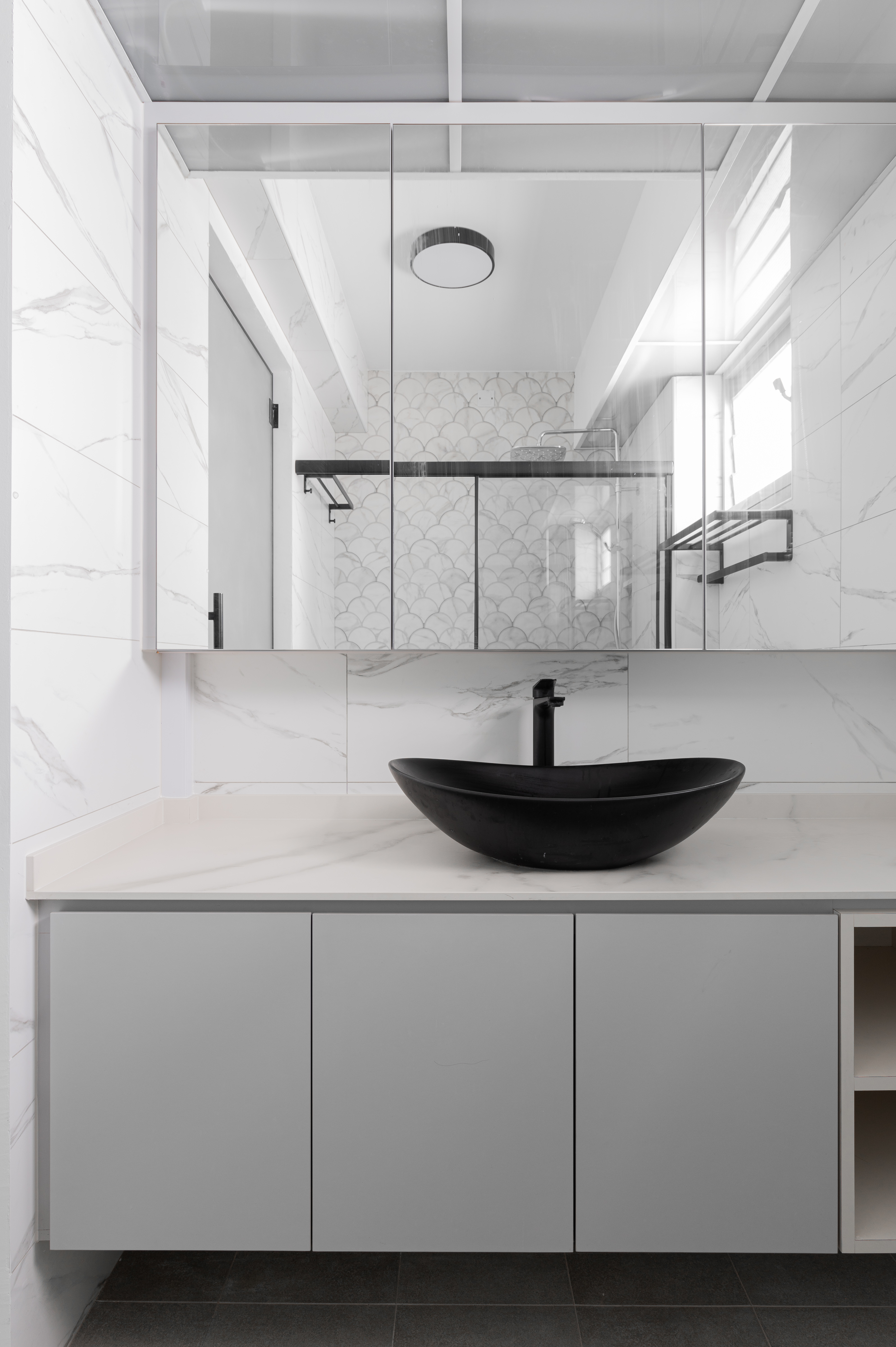 House-Tour:-Peek-Inside-A-Warm,-Minimalist-Scandinavian-Home