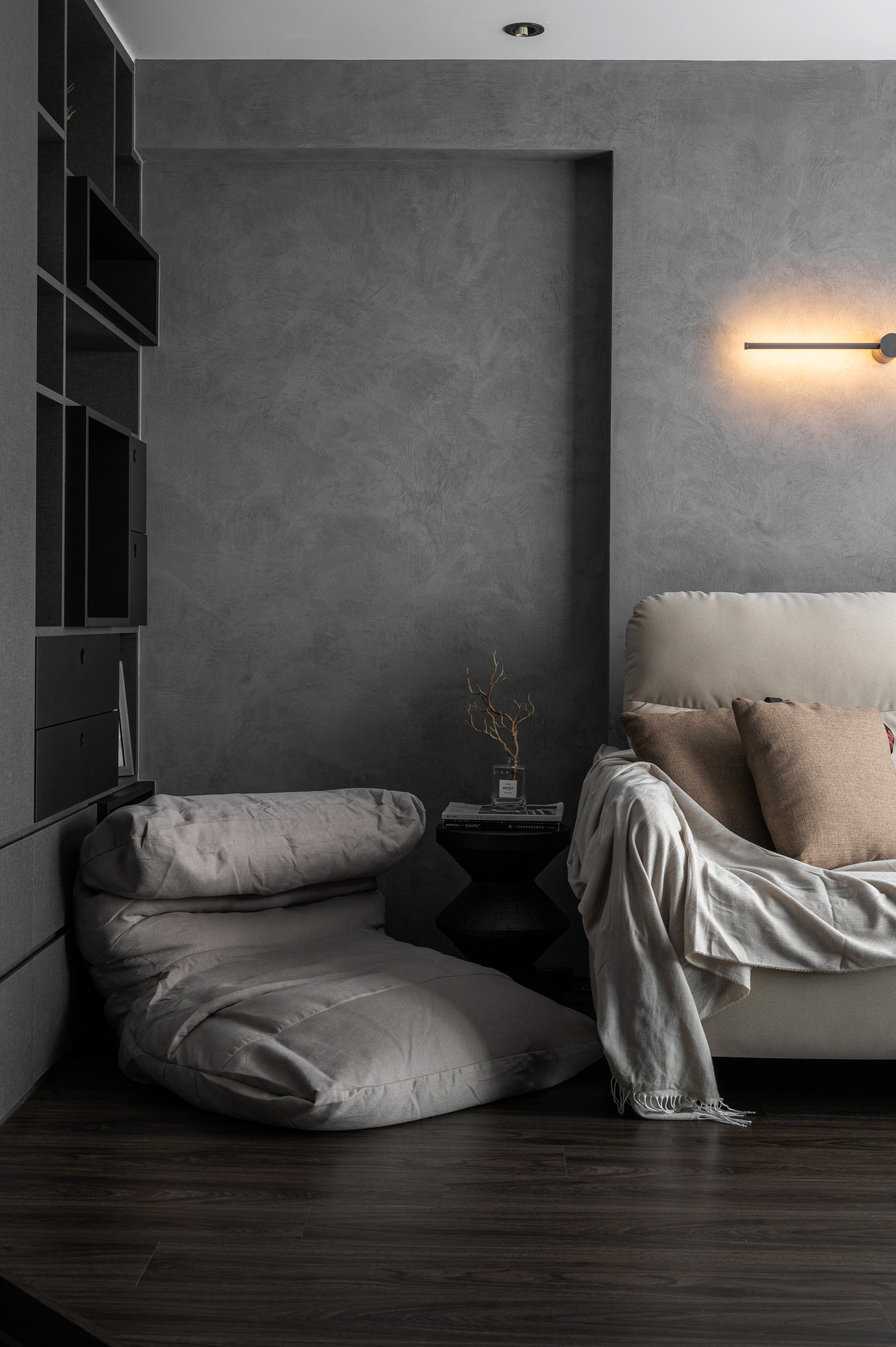 House-Tour:-Raw-Beauty-in-Industrial-styled-HDB-Home