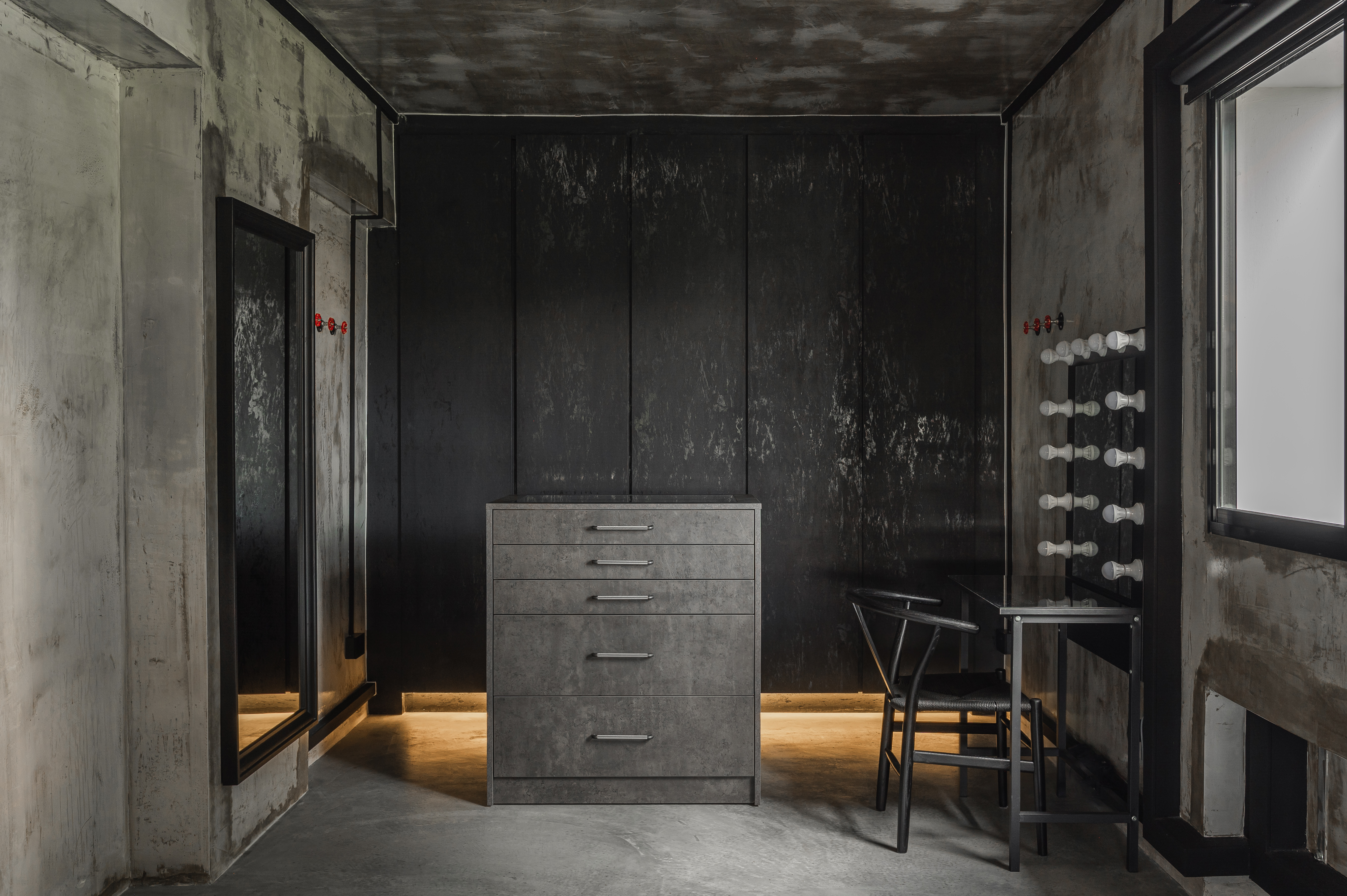 House Tour: Dark Hues Anchor This Modern Industrial Apartment