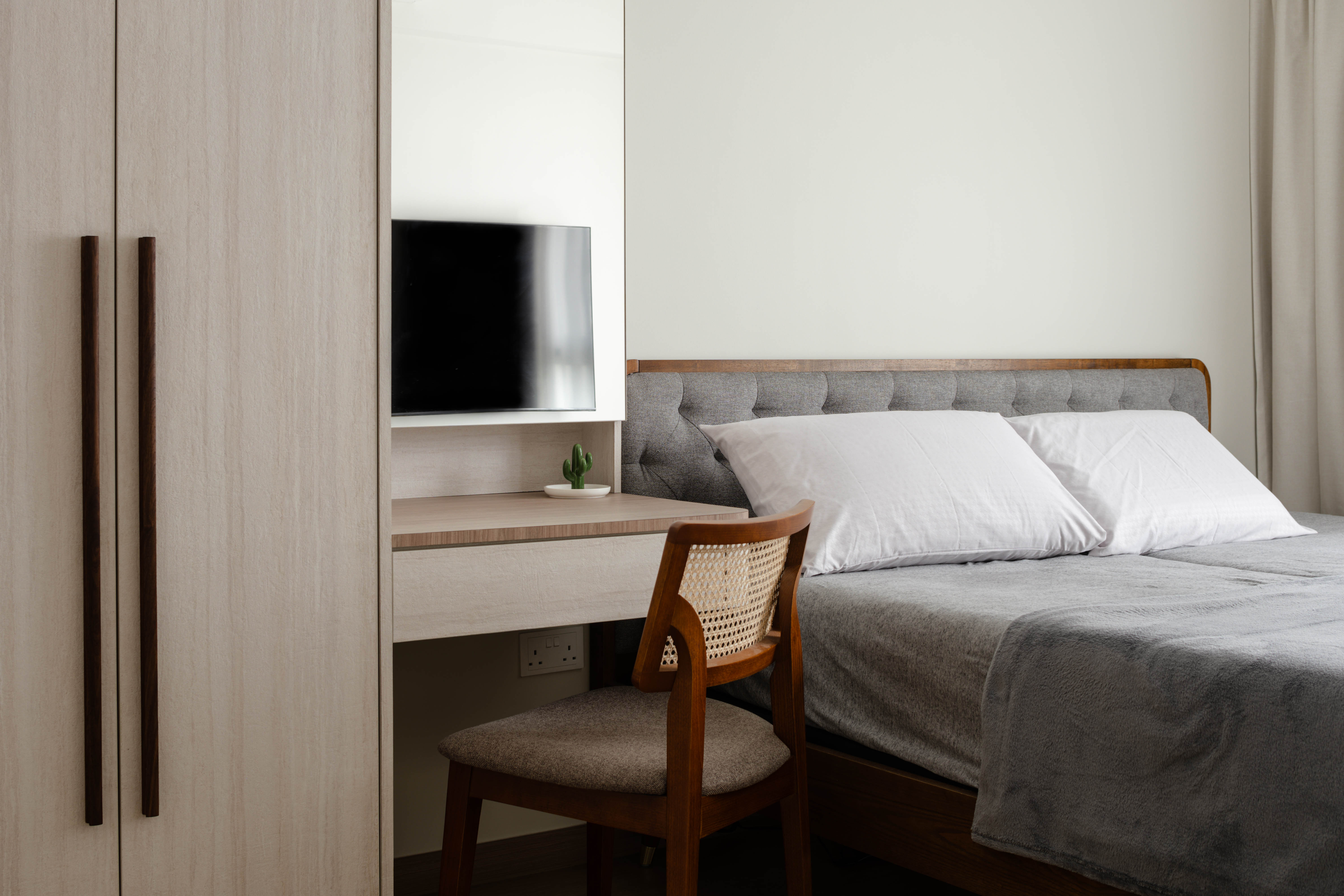 House-Tour:-A-Japandi-inspired-5-Room-BTO