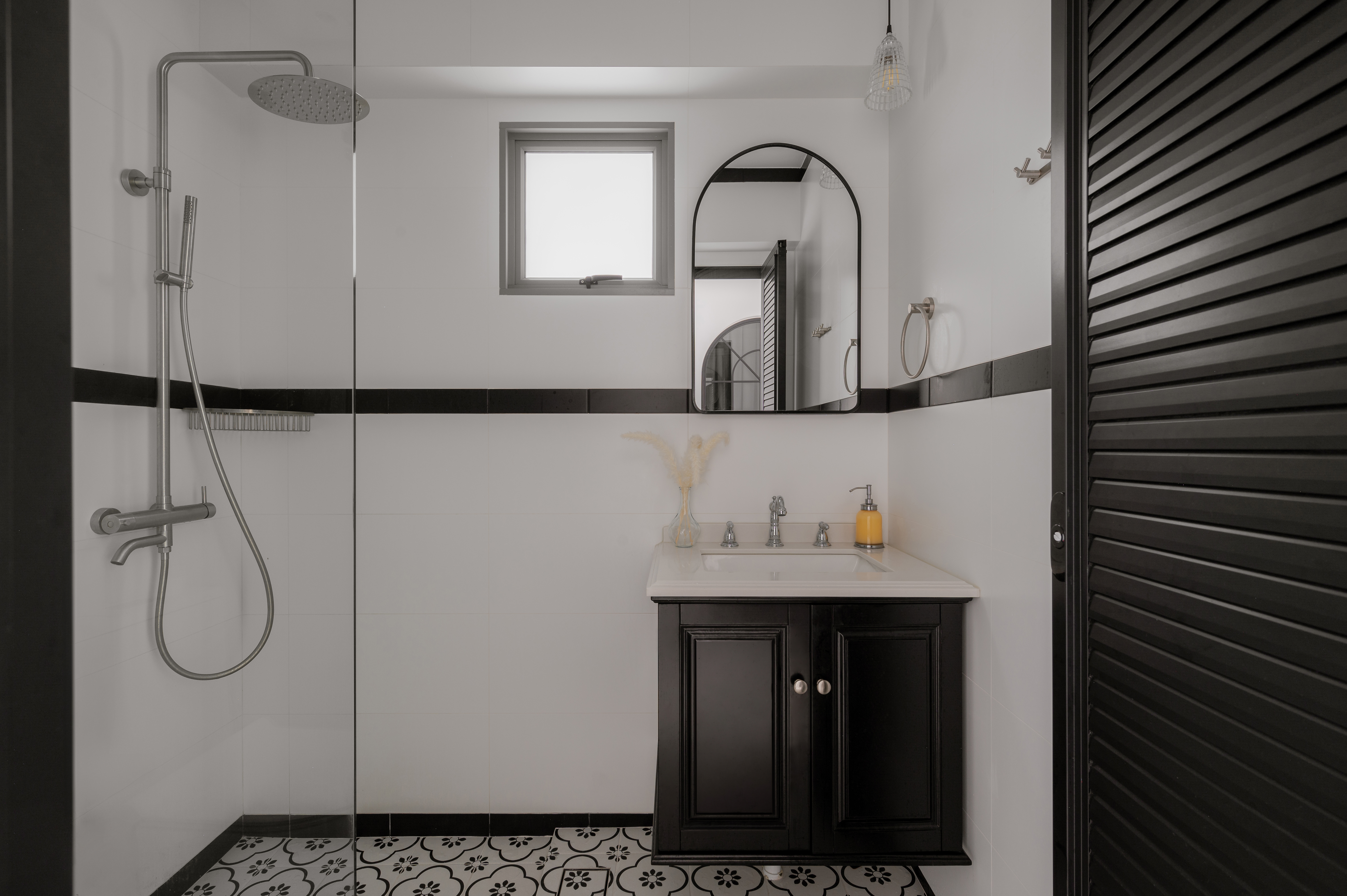 A Bold, Unique Take on Parisian Chic | 4-Room Resale Flat