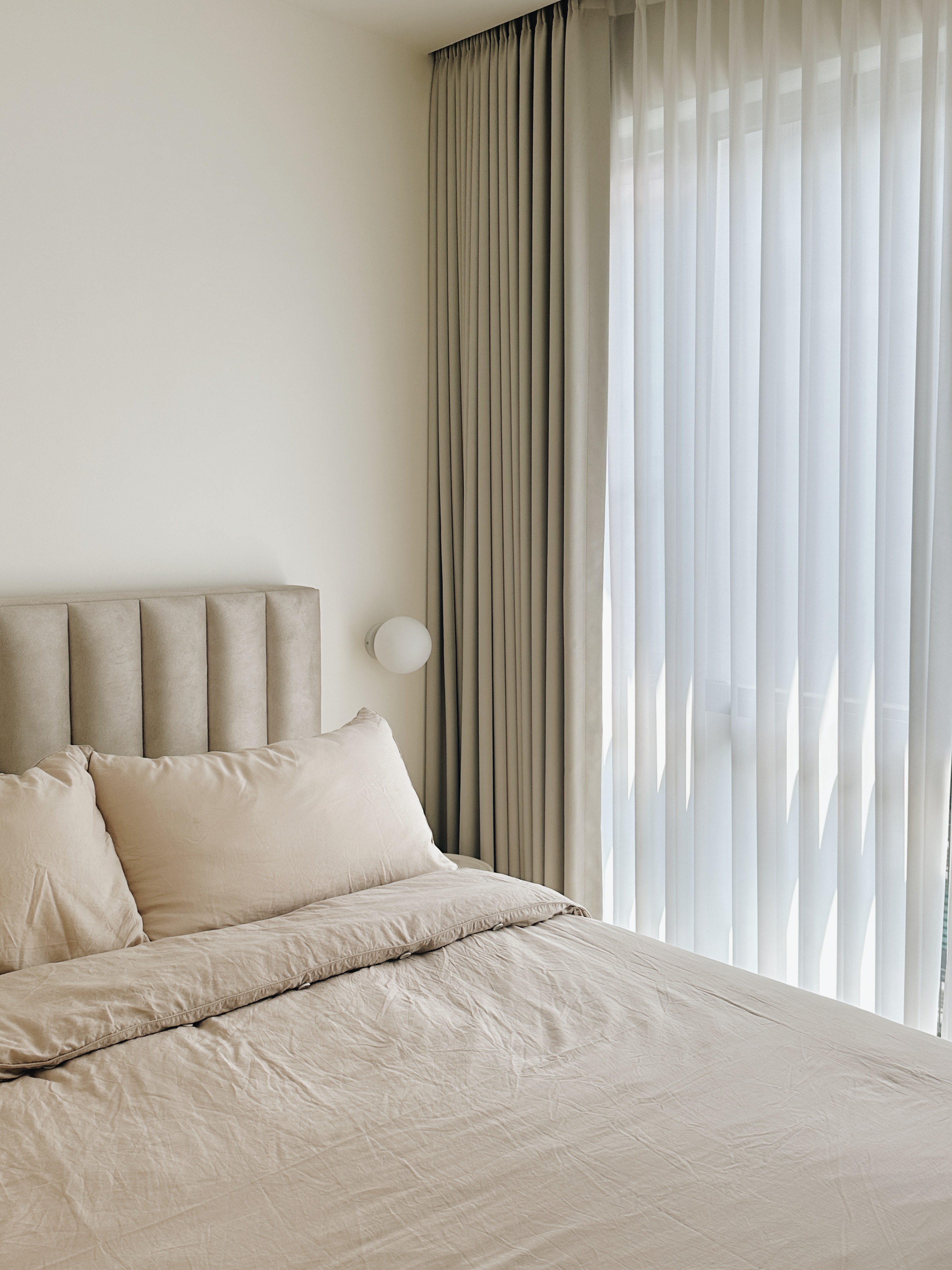 Before and After: Minimalism Infused with Cosy Charm