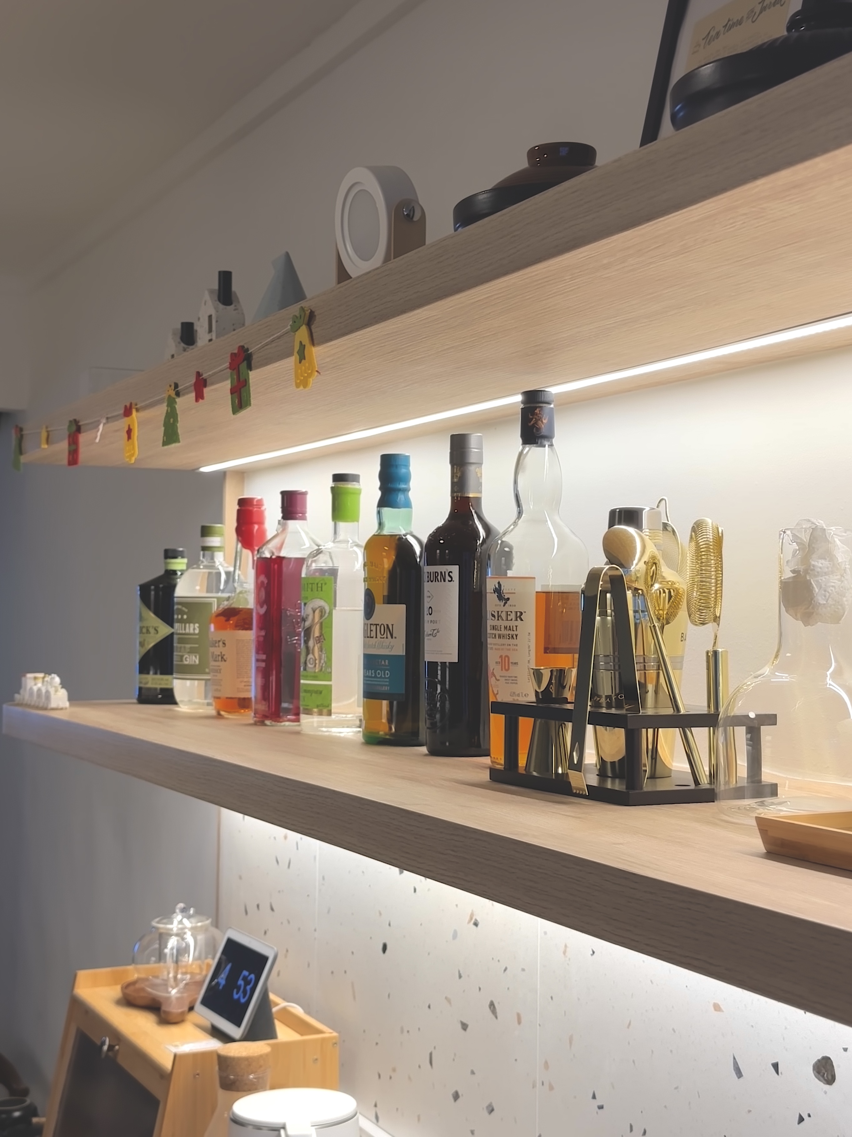 13 Storage & Organisation Tips for an Open Concept Minimalist Kitchen!