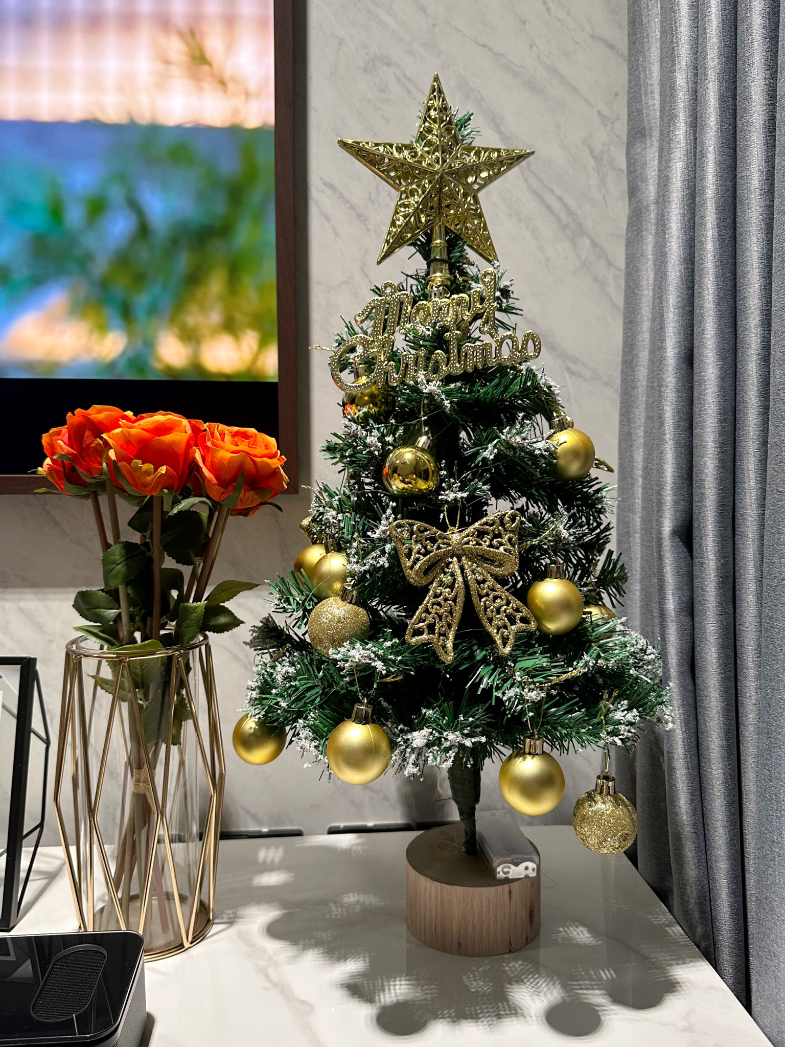 Slowly-Sprucing-Up-with-Festive-Touches❤️‍🔥