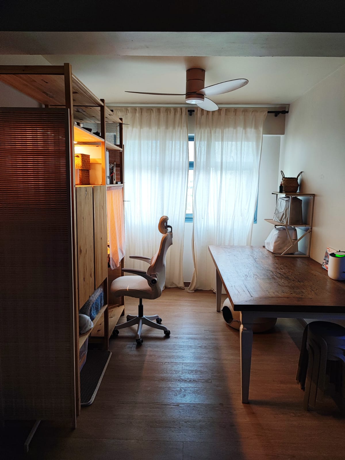 Cosy Wooden Home Office With No Built-Ins 🍂