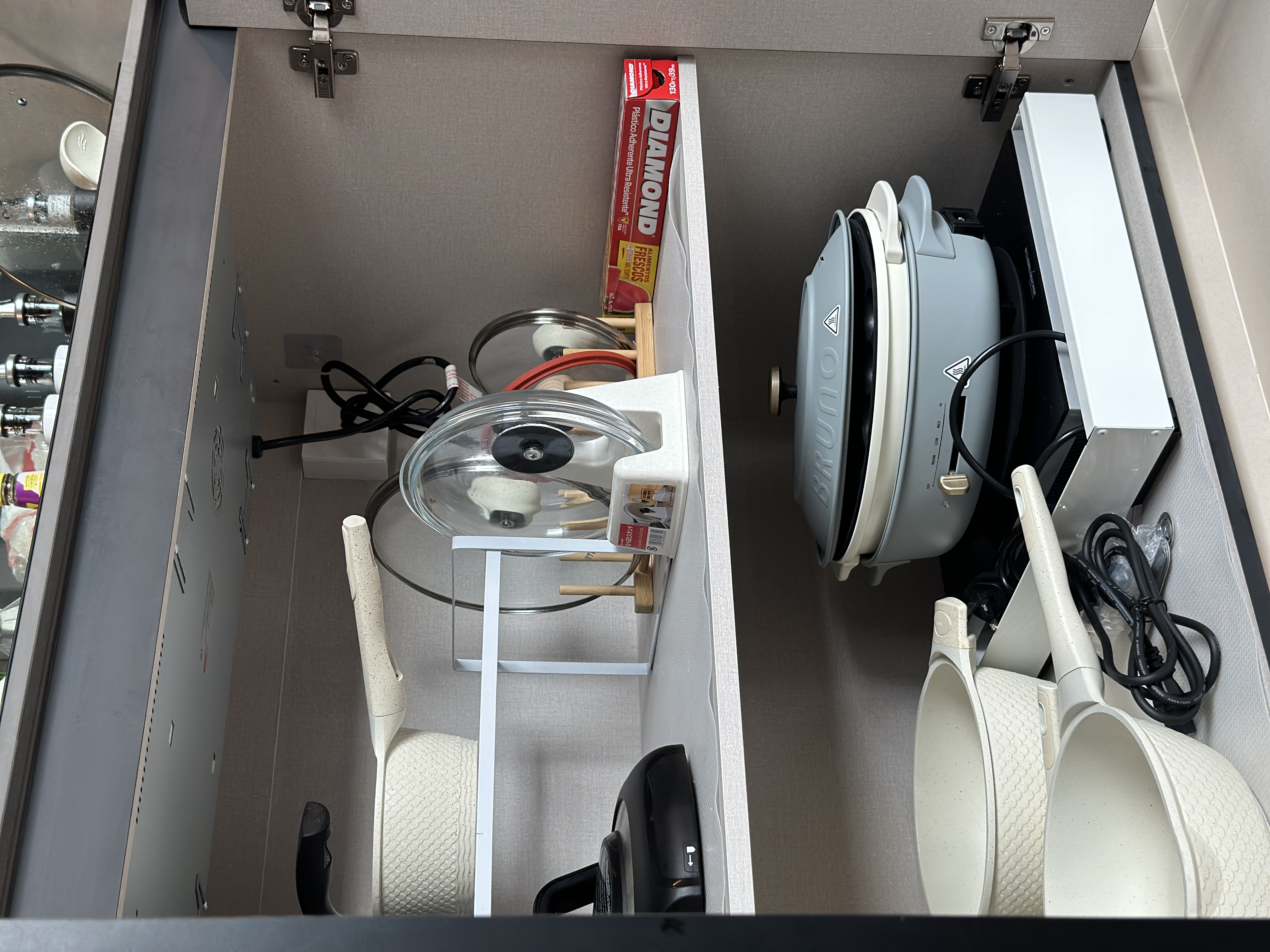 Organising-Our-Monochrome-Open-Concept-Kitchen-|-Tampines