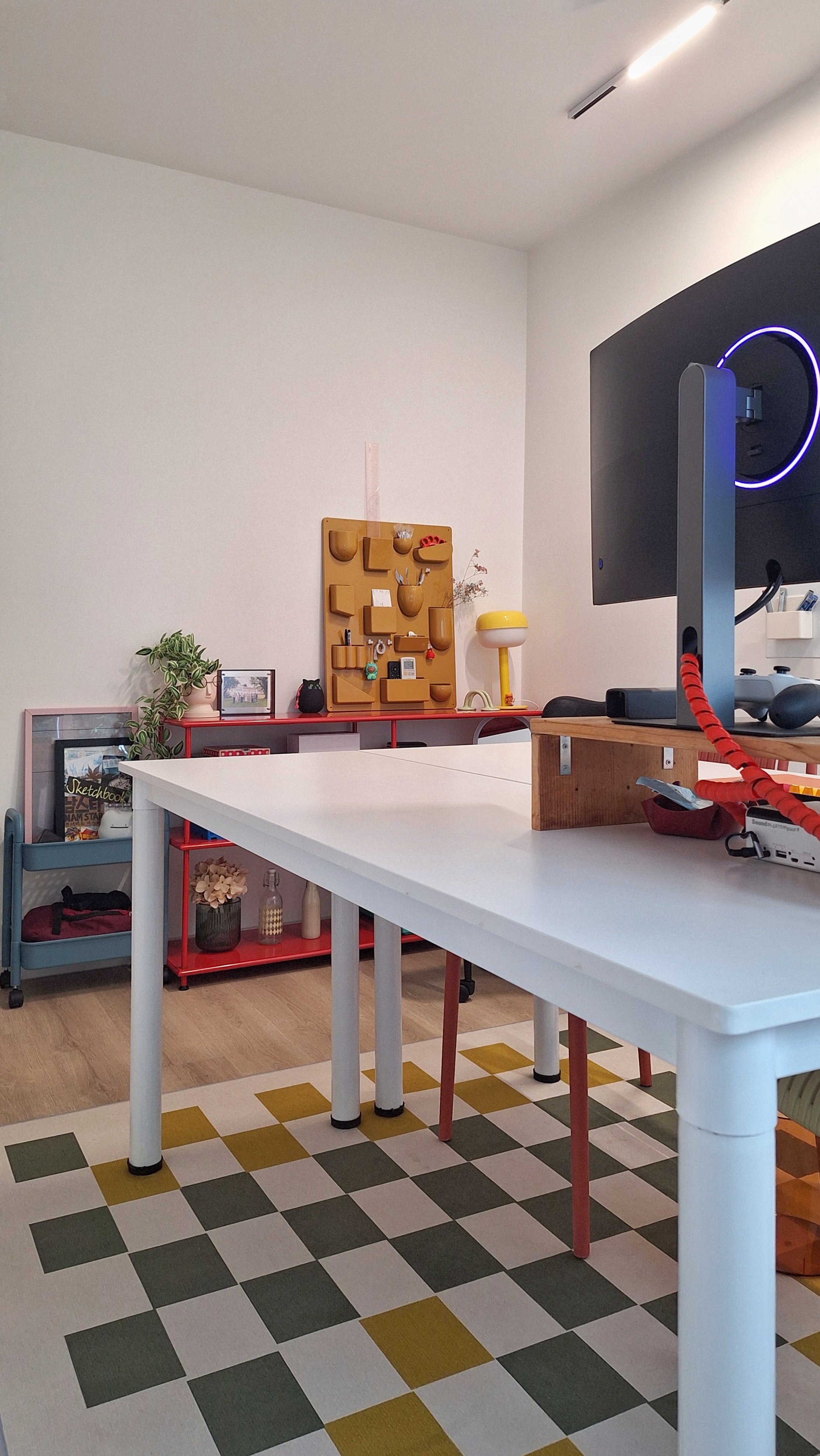 My-colourful-maximalist-eclectic-workspace-❤️🧡💛💚💙