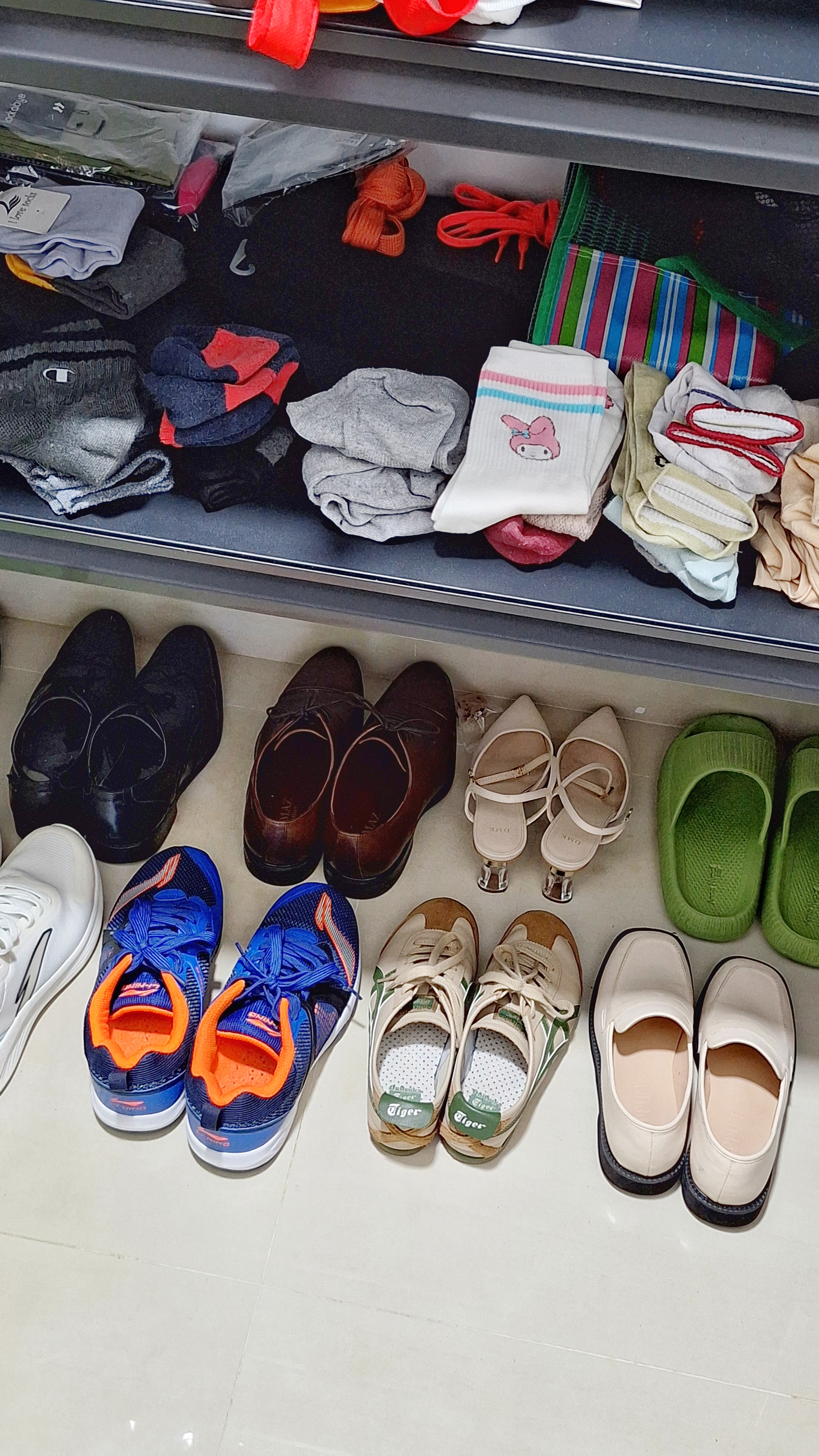 Keeping our open entryway clean & neat