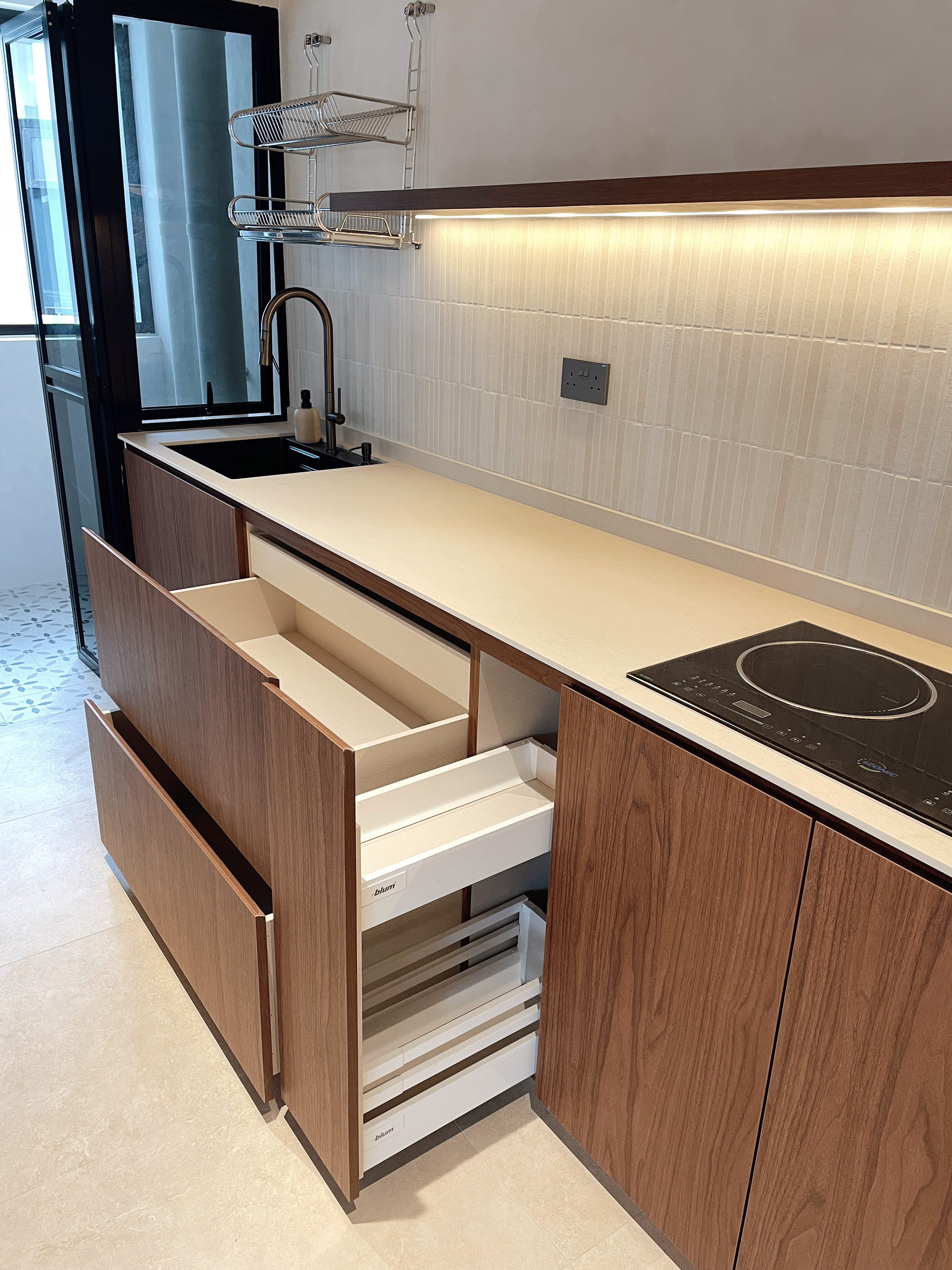 Loafy Walnut Kitchen: Renders Vs Reality