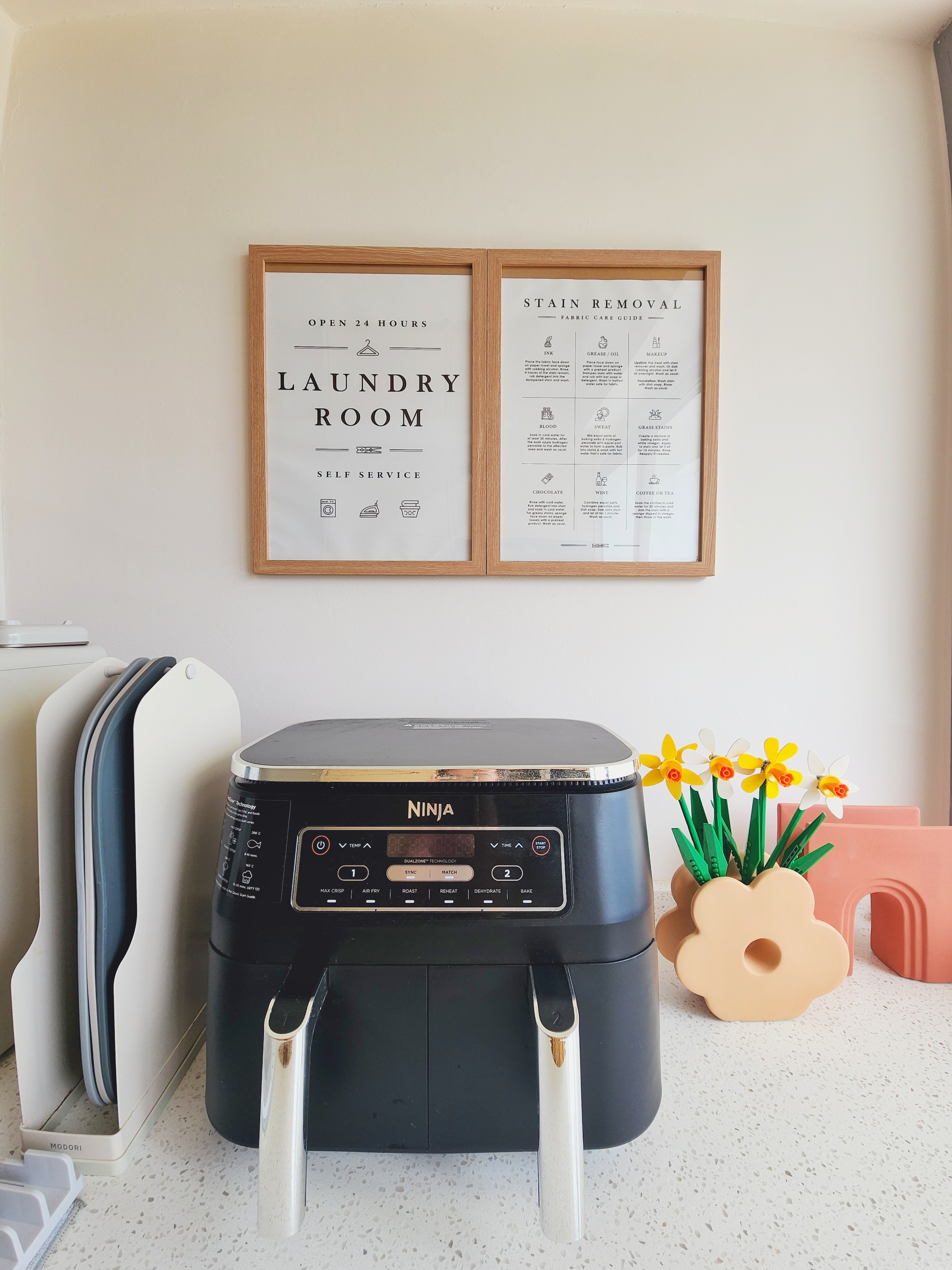 A Service Yard Integrated Within a Galley-Style Kitchen