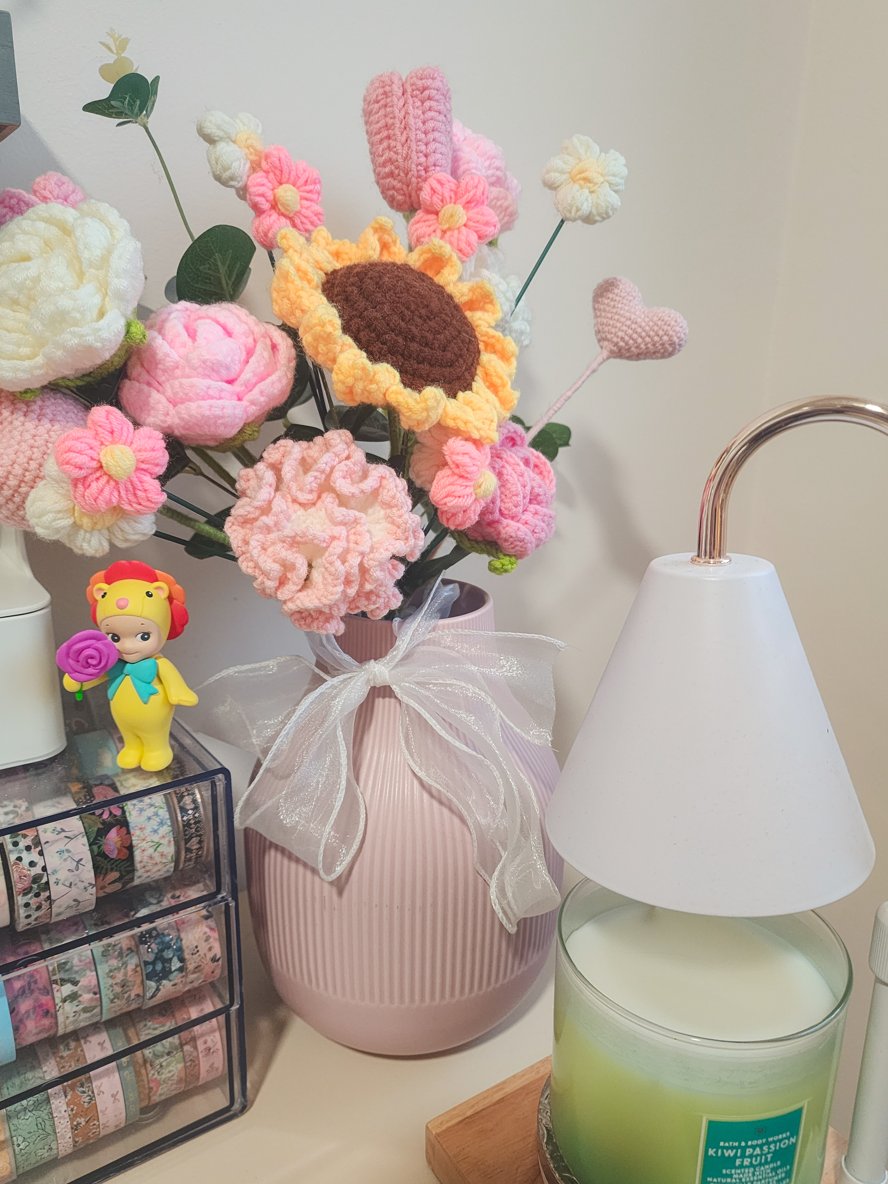 Styling with Flowers - Faux, Preserved, Dried, Crochet and LEGO!