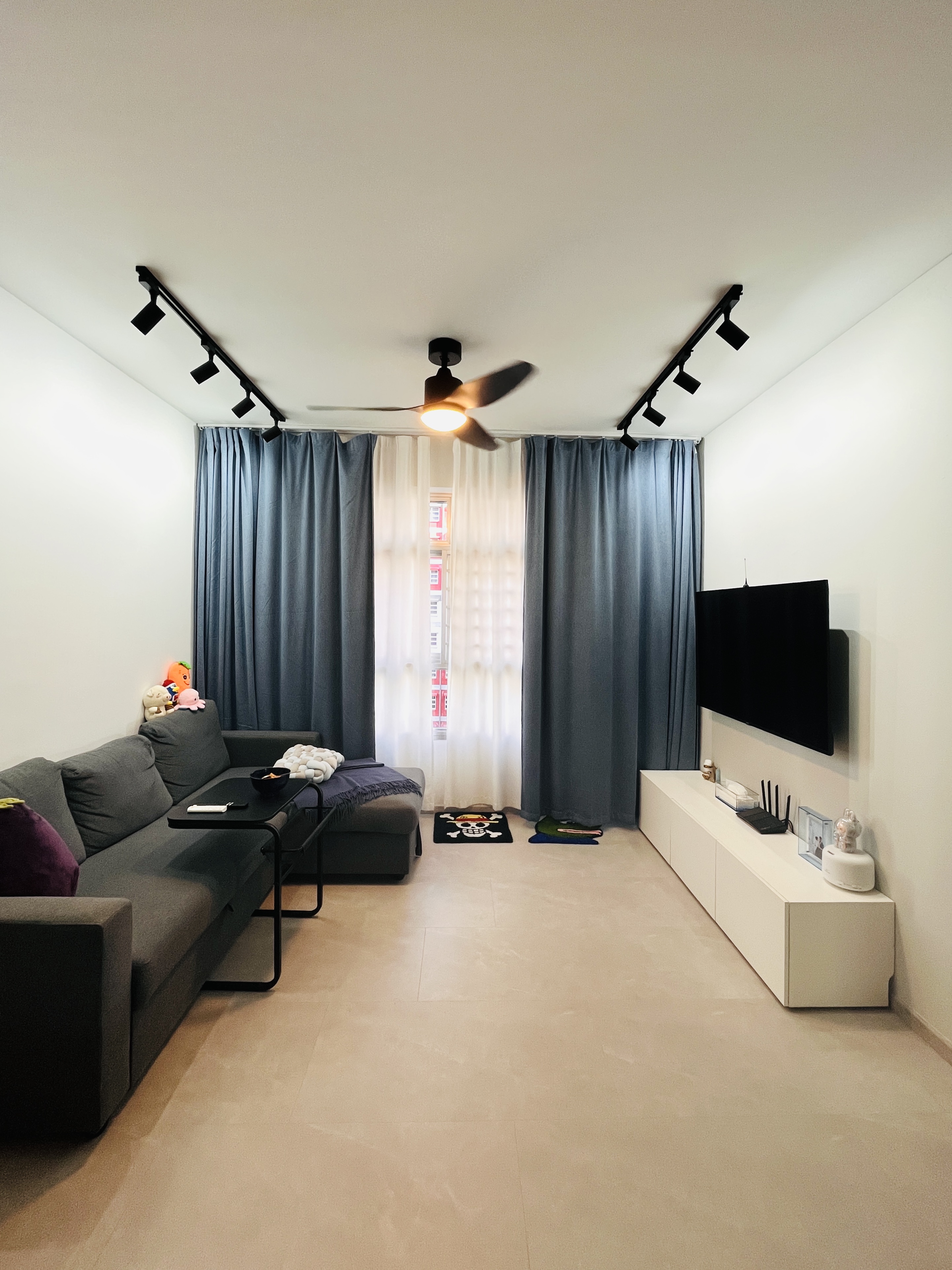 Dive-into-the-$45K-reno-of-our-ocean-inspired-4-Room-resale-flat-