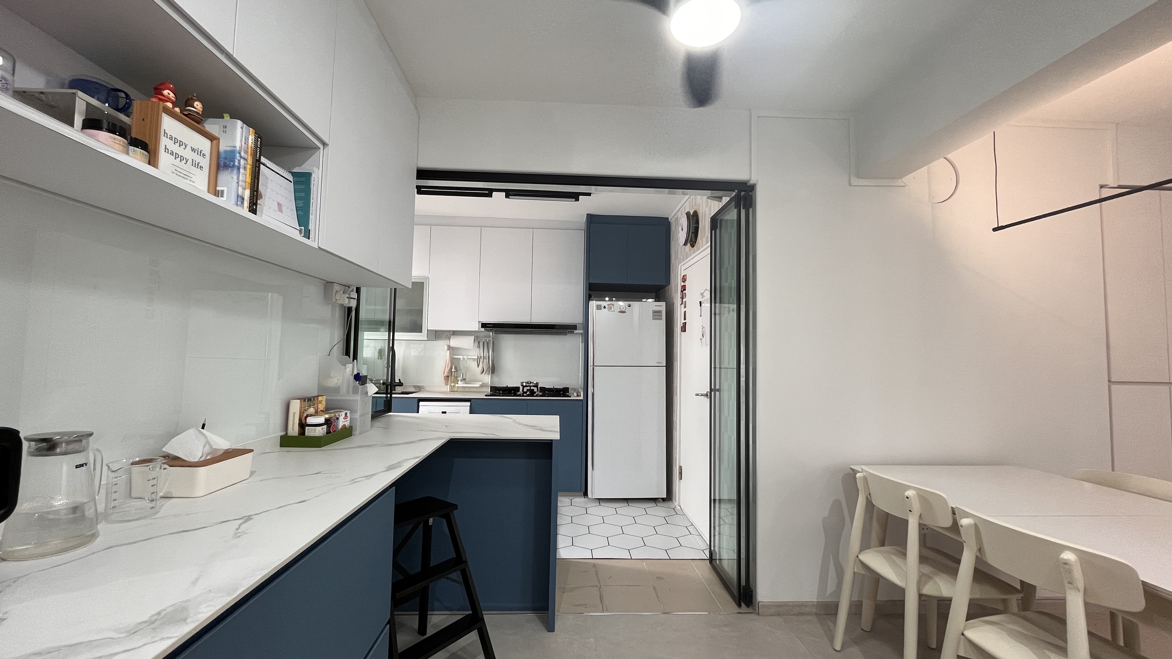 Dive into the $45K reno of our ocean-inspired 4-Room resale flat