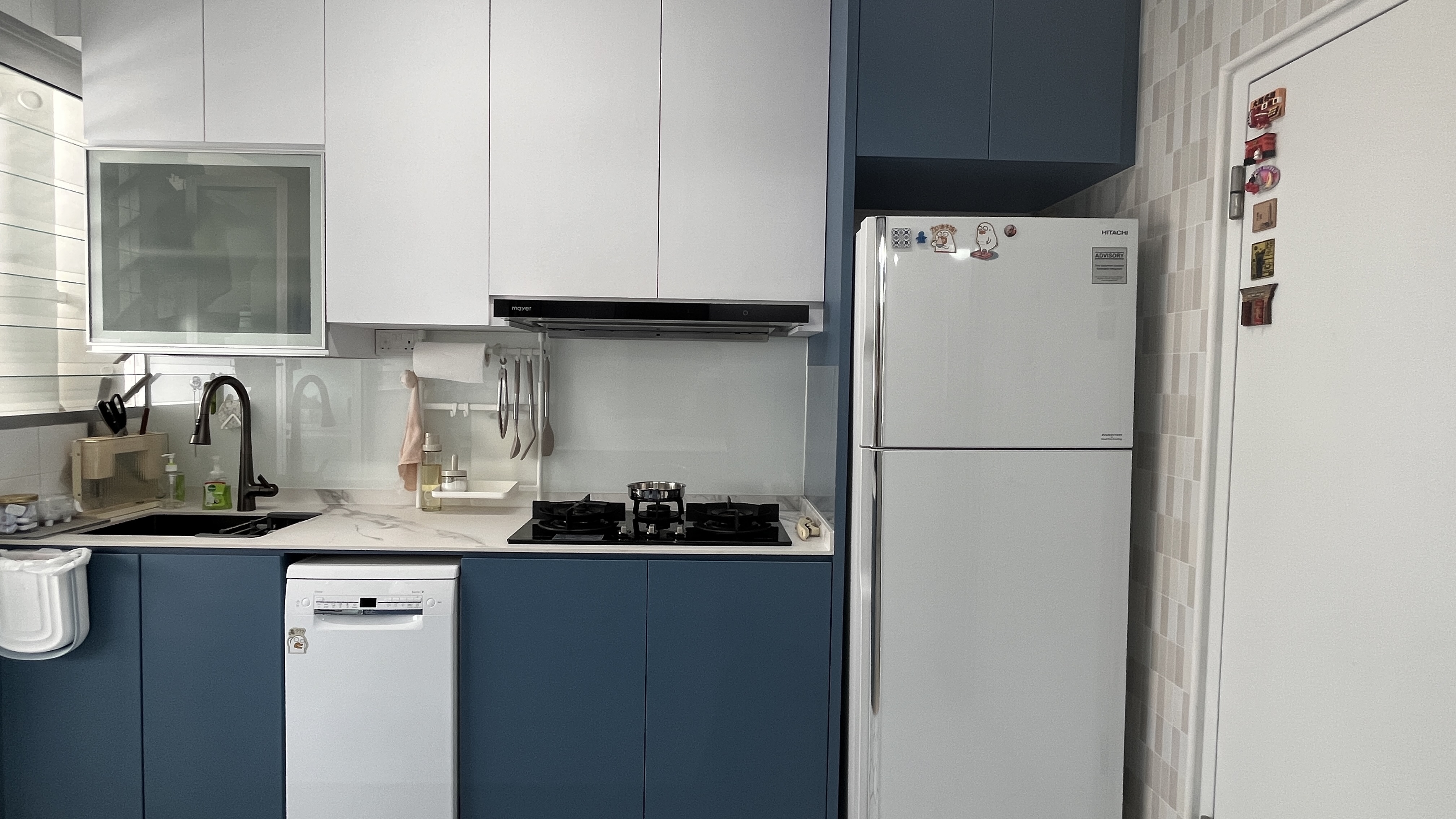 Dive into the $45K reno of our ocean-inspired 4-Room resale flat