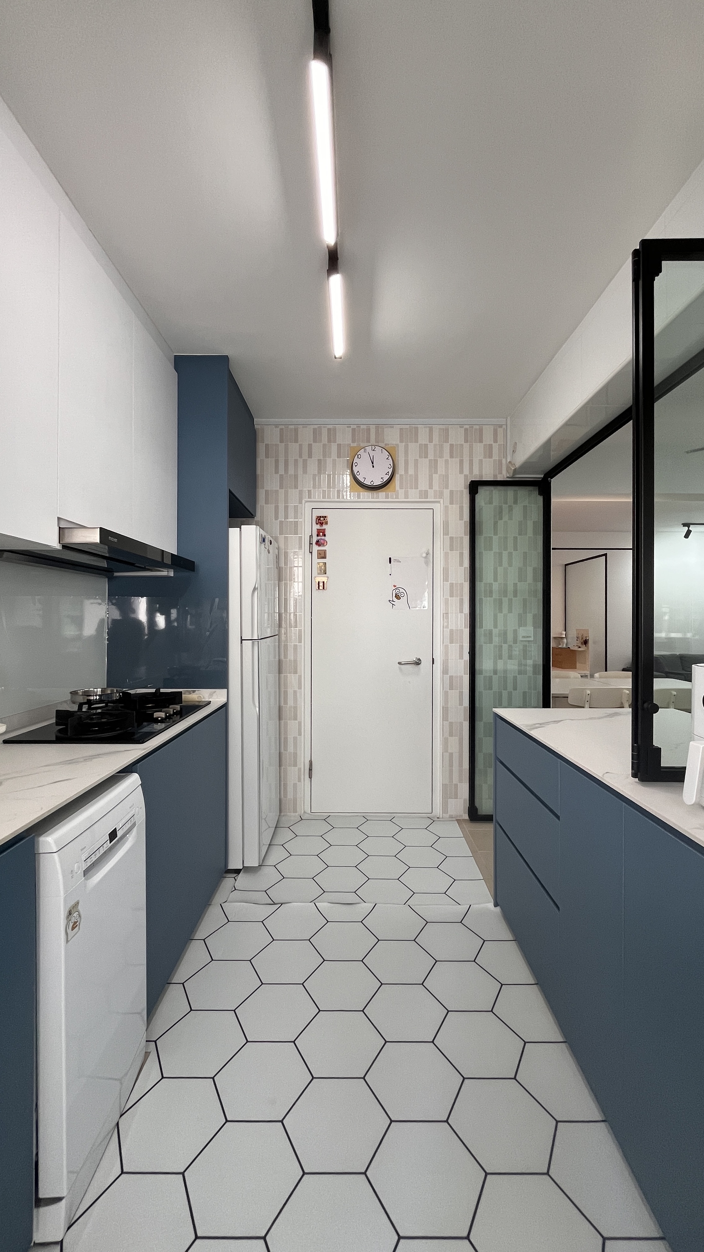 Dive into the $45K reno of our ocean-inspired 4-Room resale flat