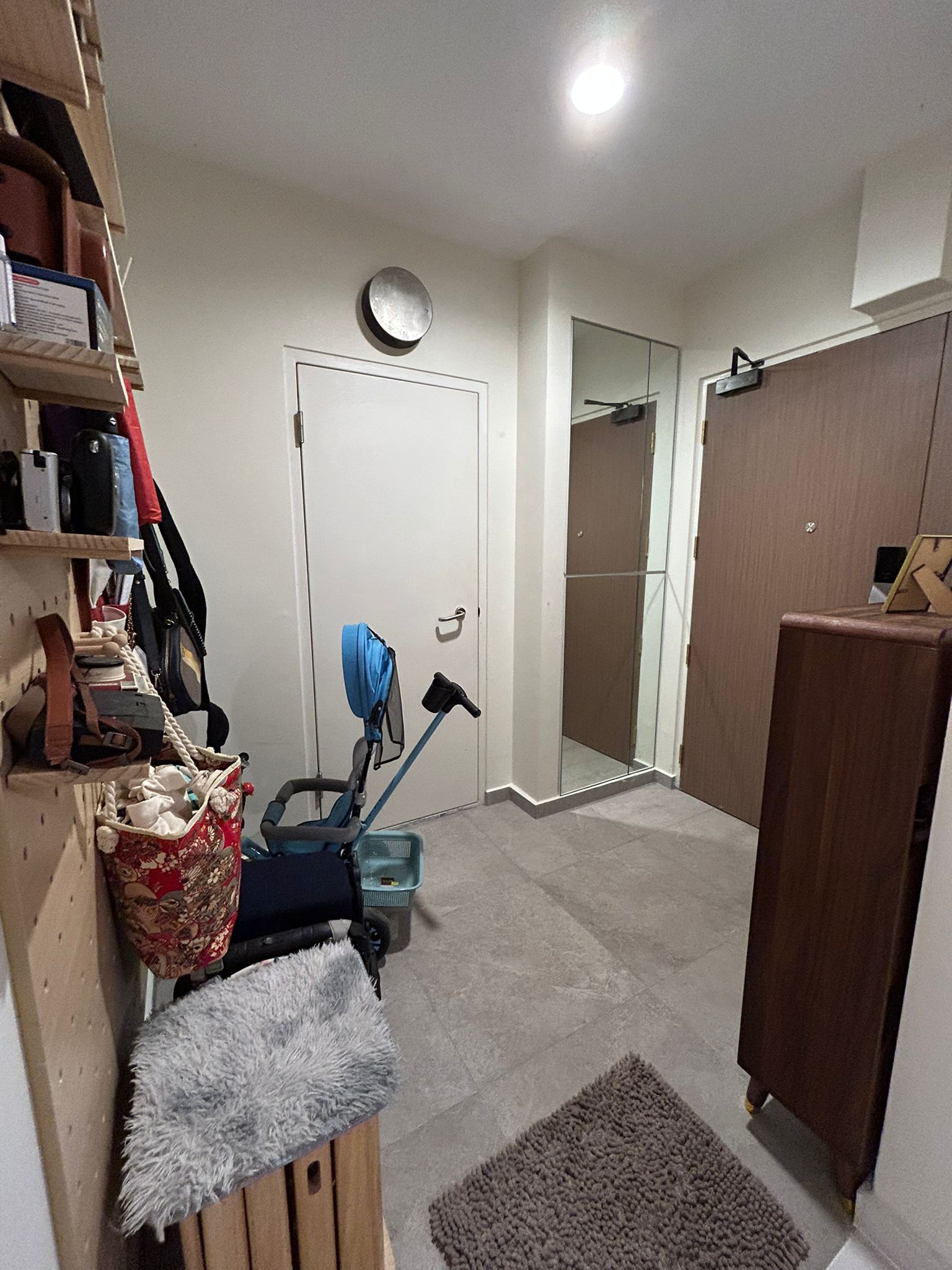 Entryway Know How: Functional without carpentry