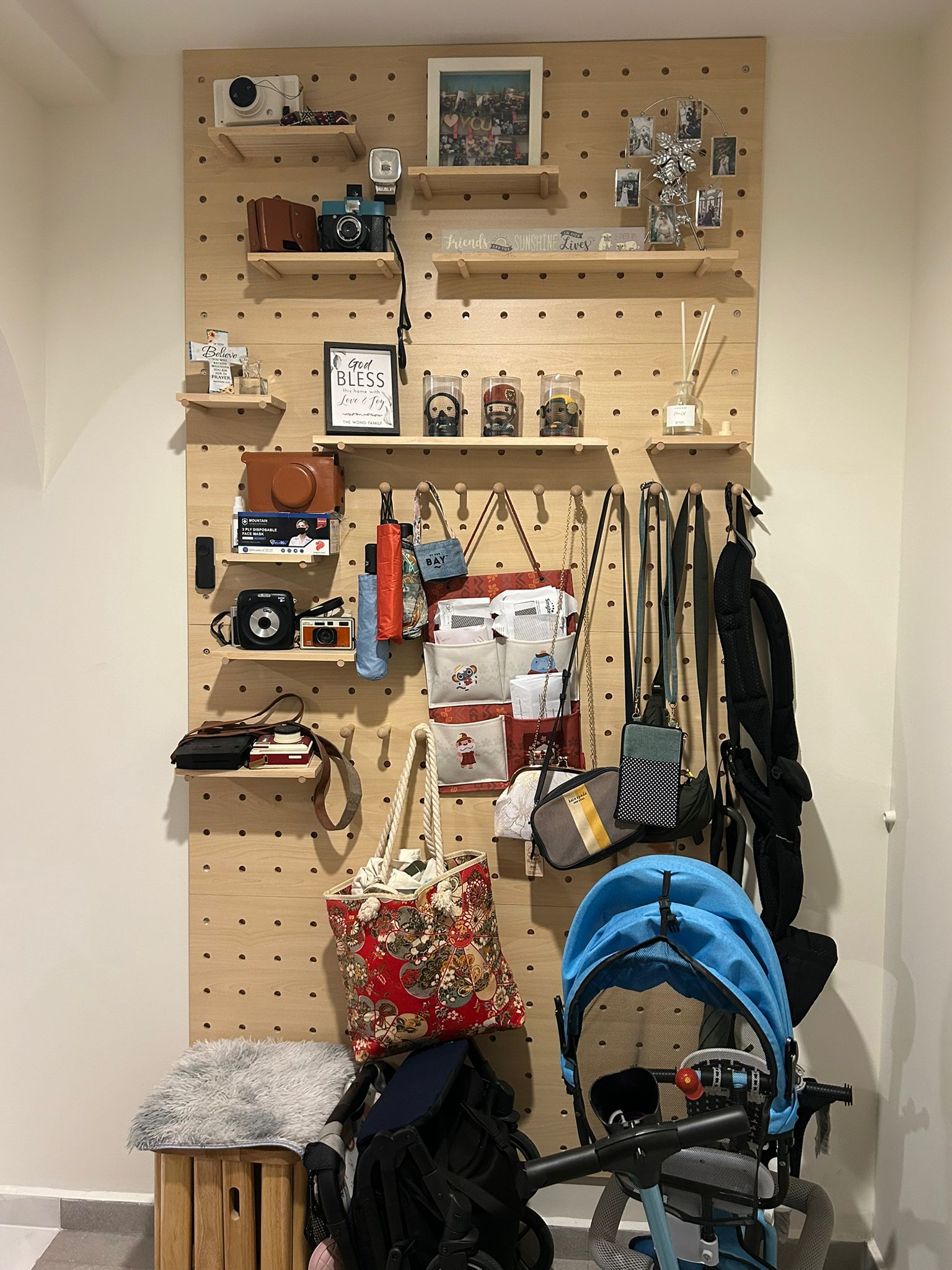 Entryway Know How: Functional without carpentry