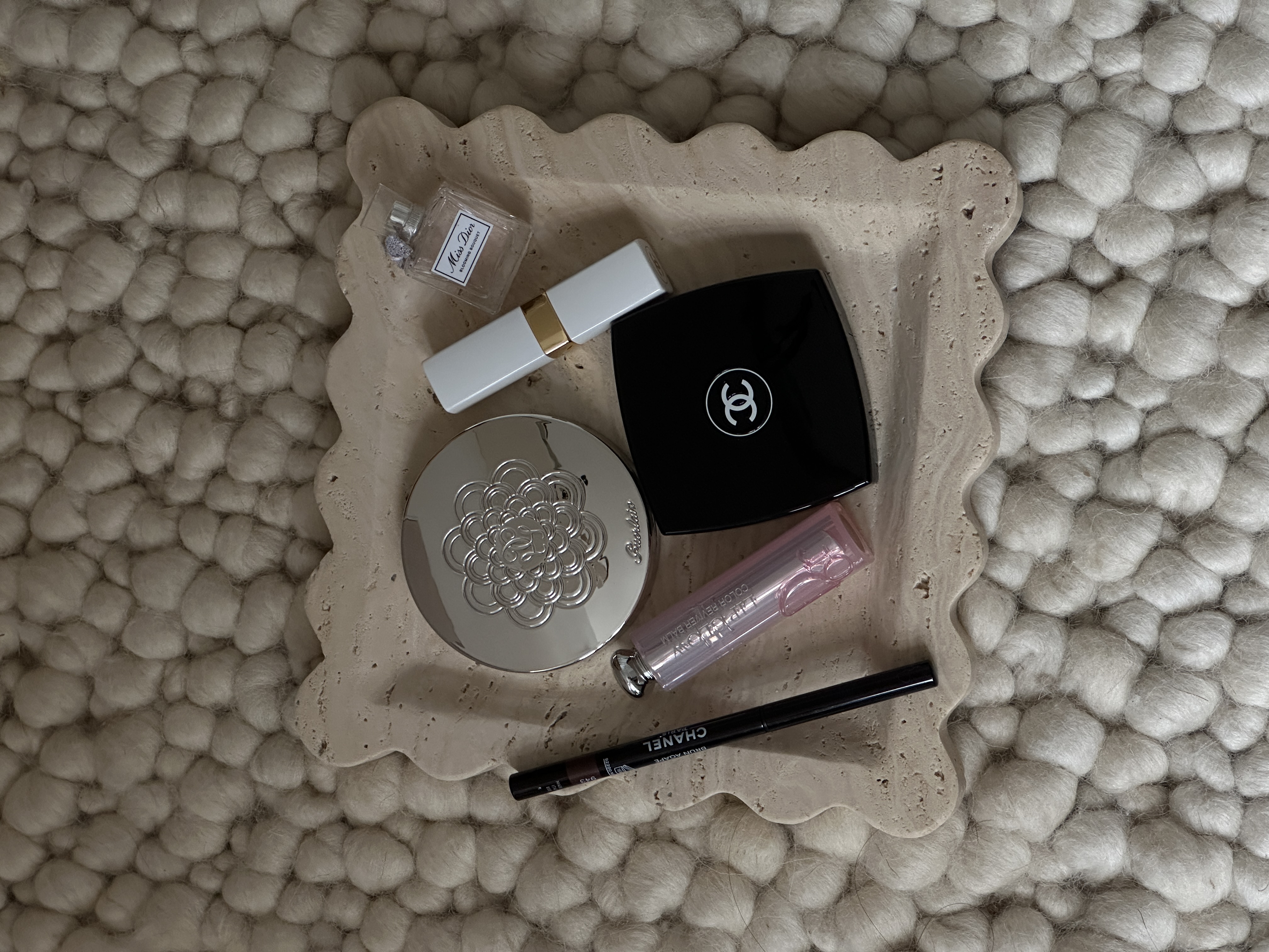 A-Vanity-Affair:-Spread-Across-Different-Spots-Of-Our-Home-💋