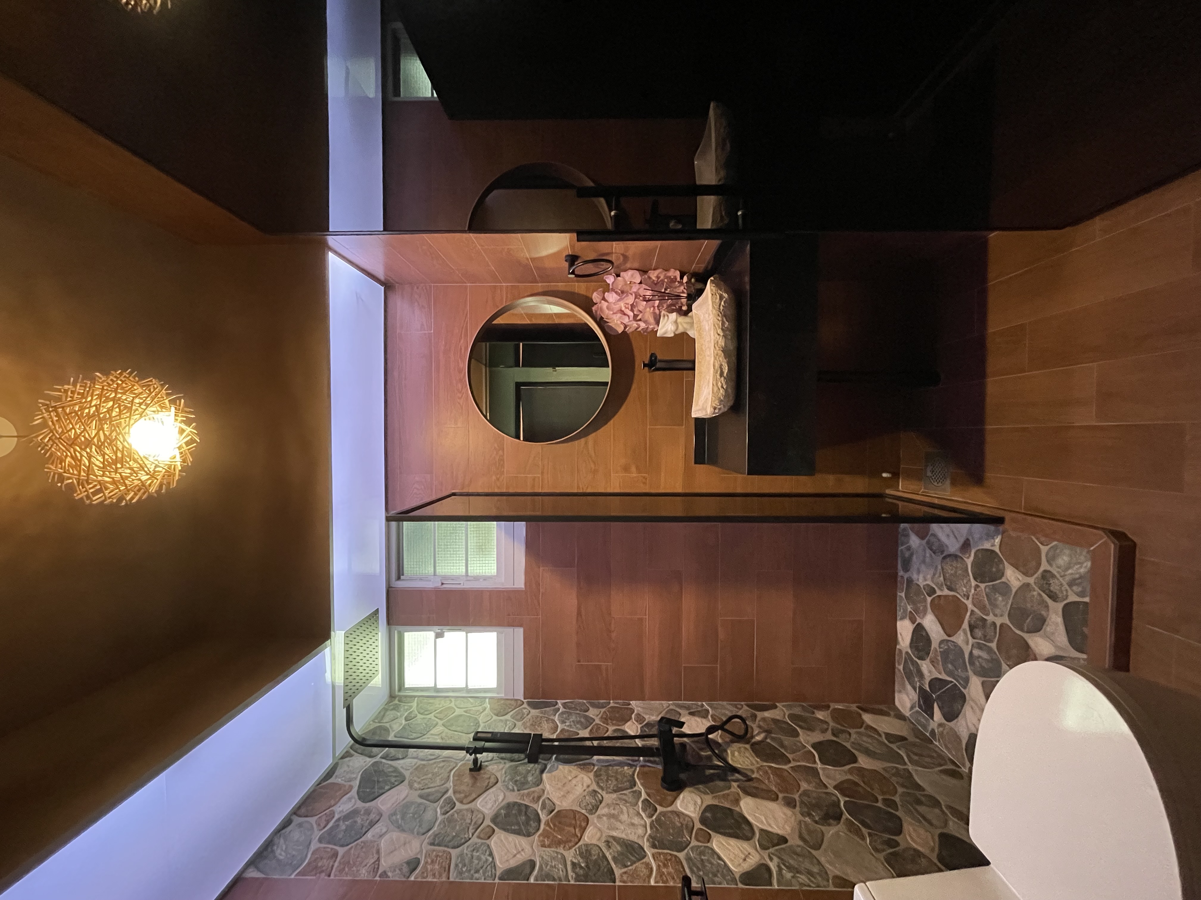 Spa-Vibe-Common-Bathroom