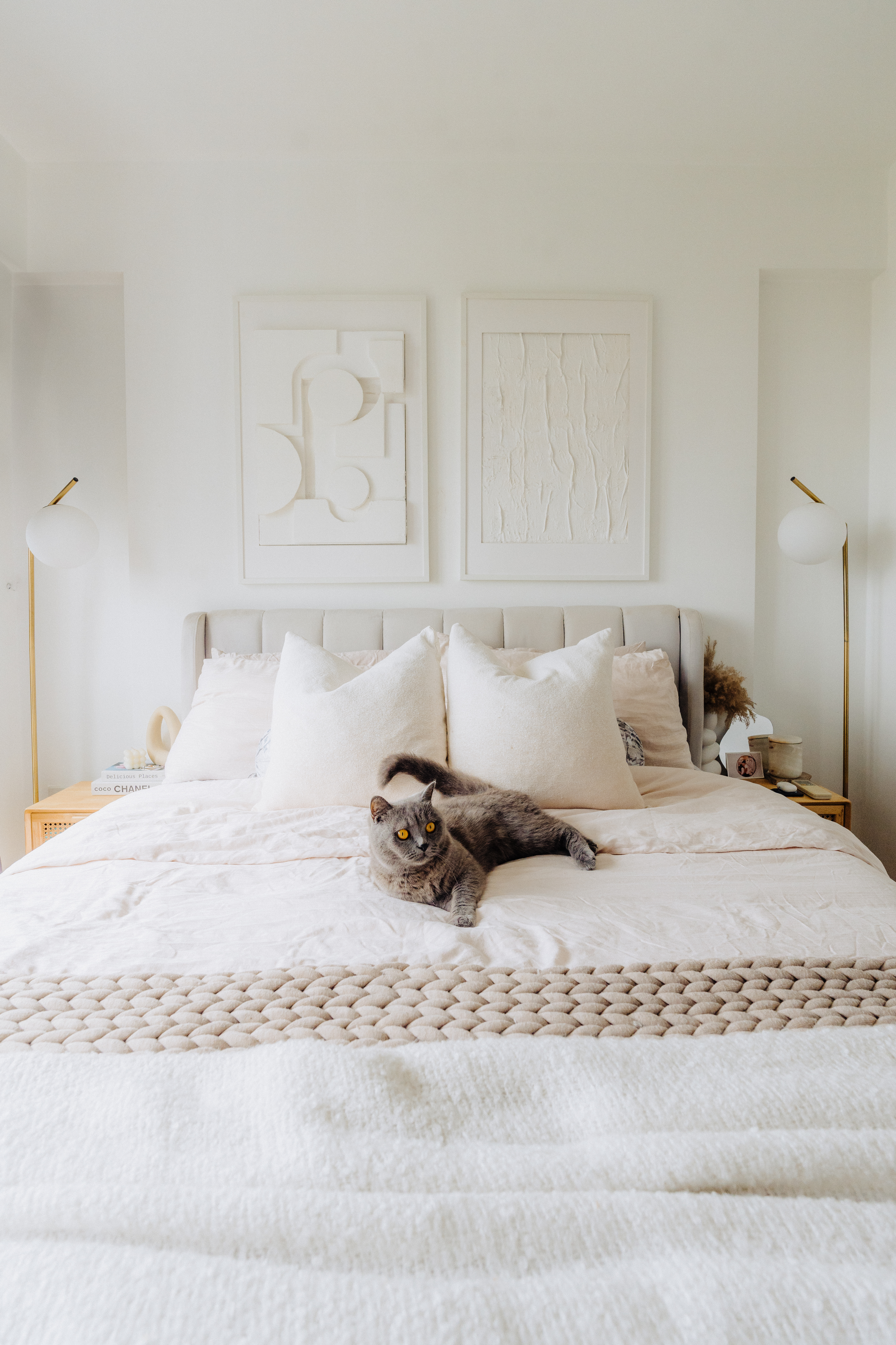 Tips To Make Your Bed More Inviting: Yes, Spam Those Throw Pillows!🛏️