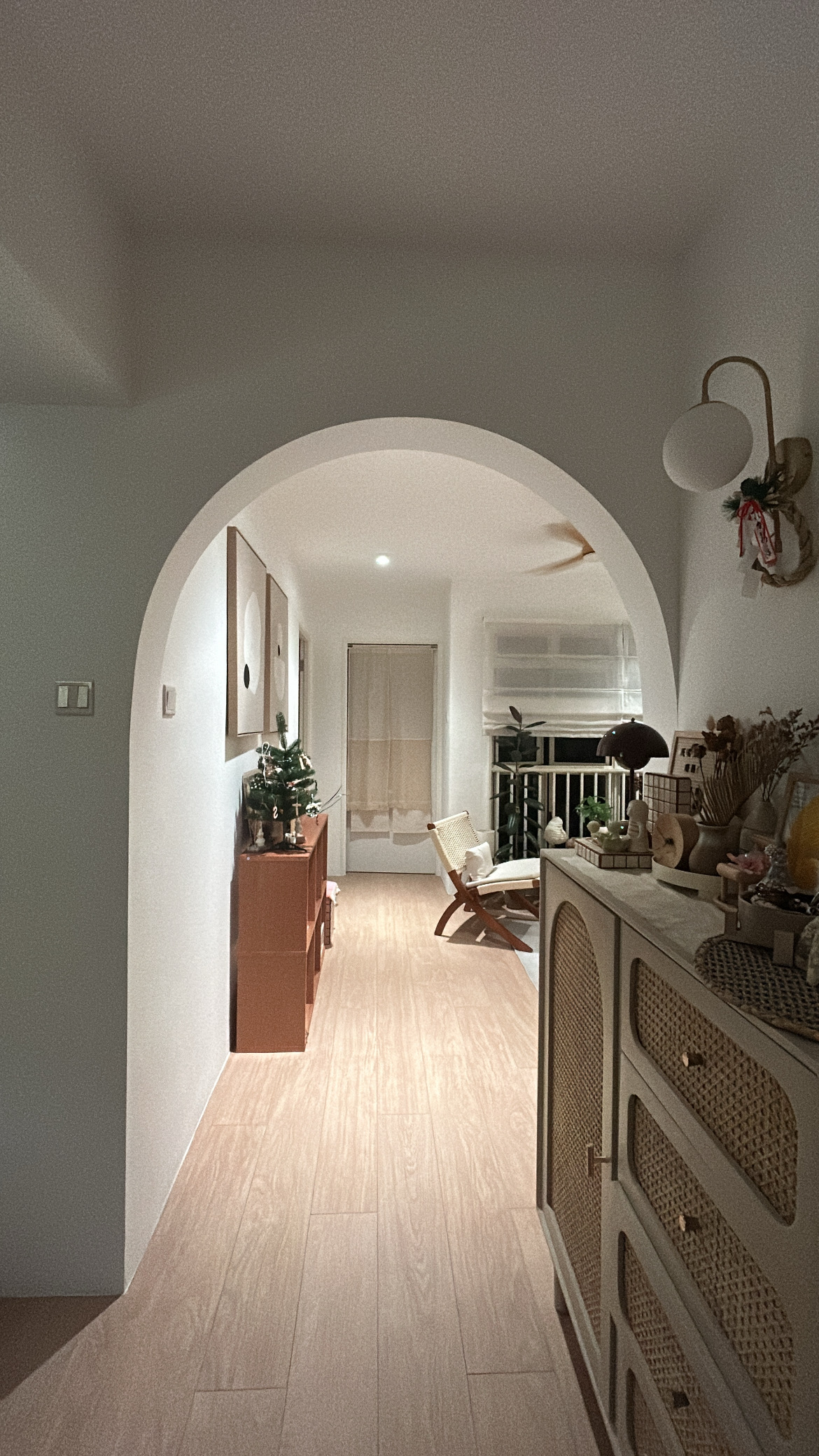 Arch-Entrance-hallway-