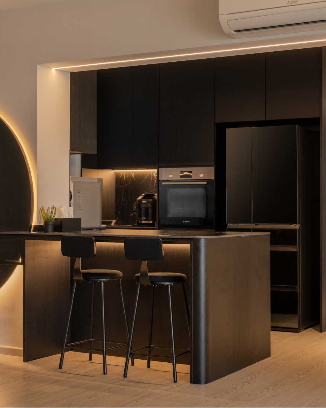 Manifested your dream house, Swipe for the Schwarz Makeover!