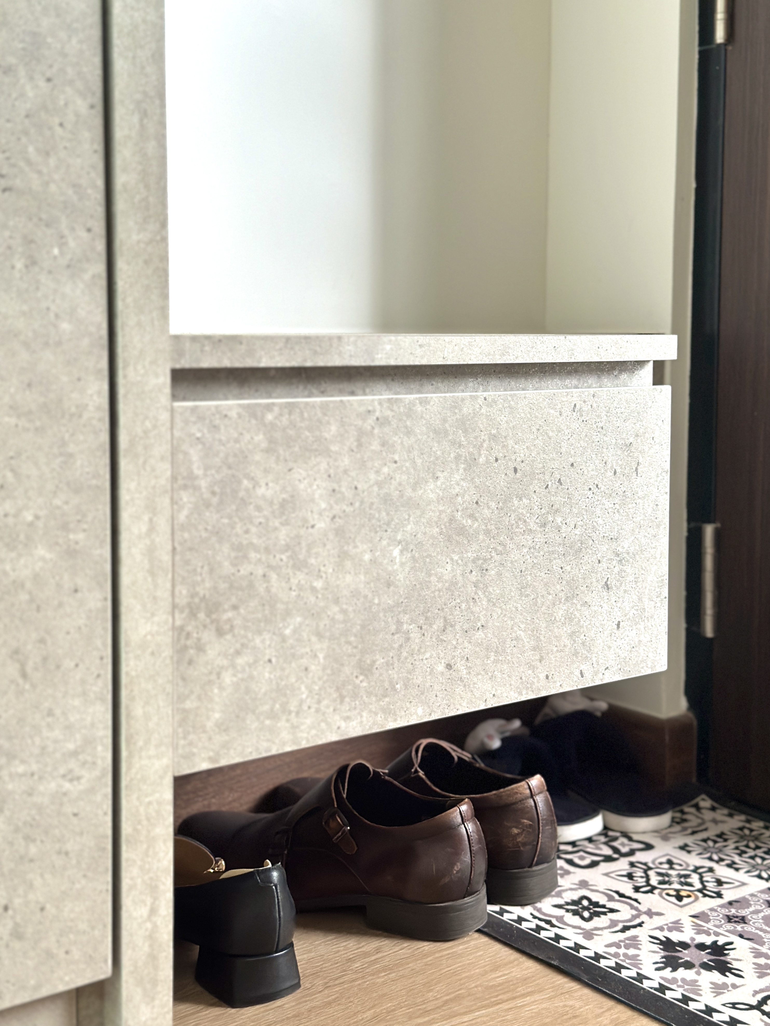 Before & After | Minimalist Entryway | Tampines