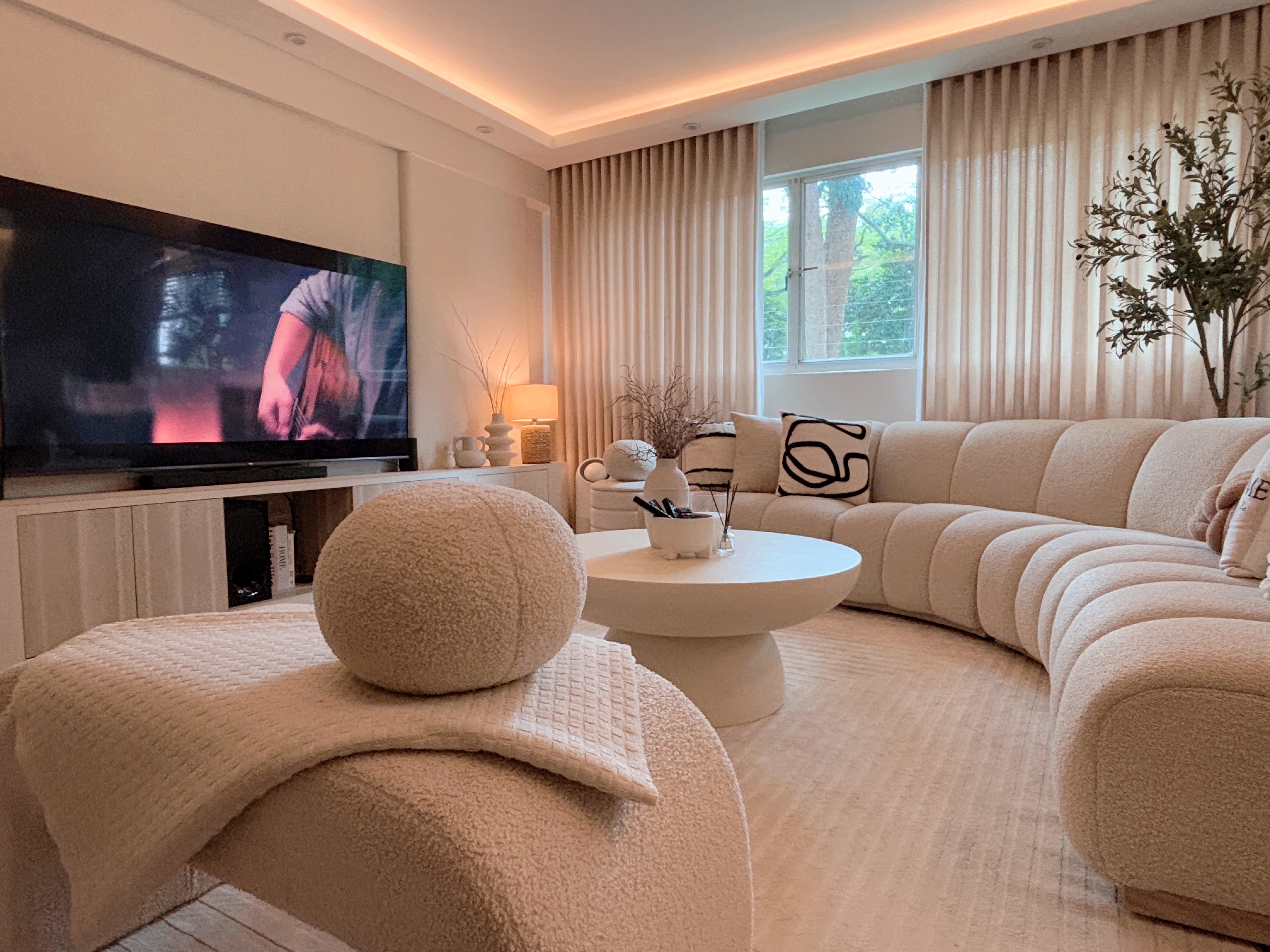 Living room: Styled for Comfort & Practicality✨