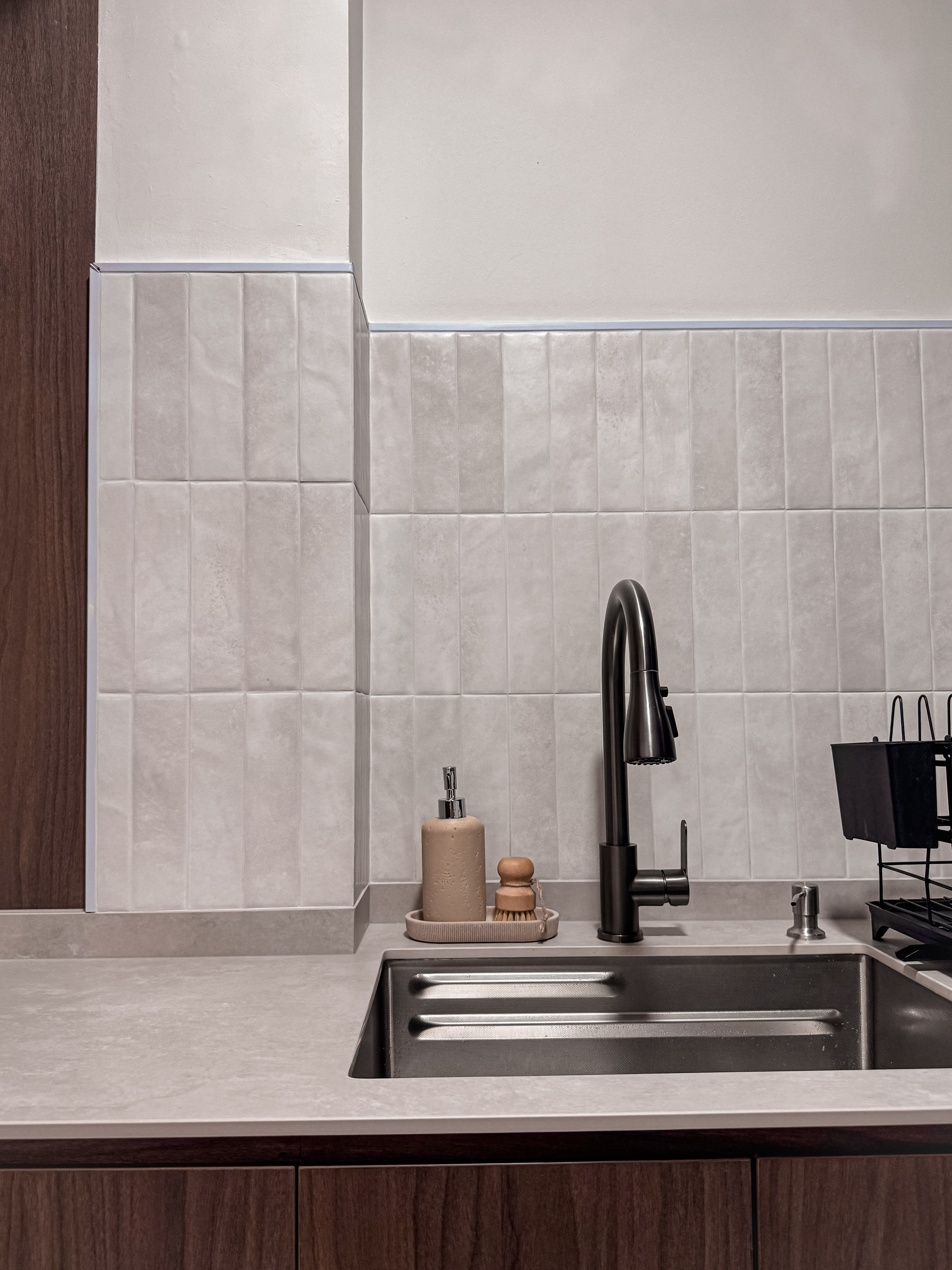 Wabi-Sabi Japandi Open Concept Kitchen: Organisation and Reno Tips