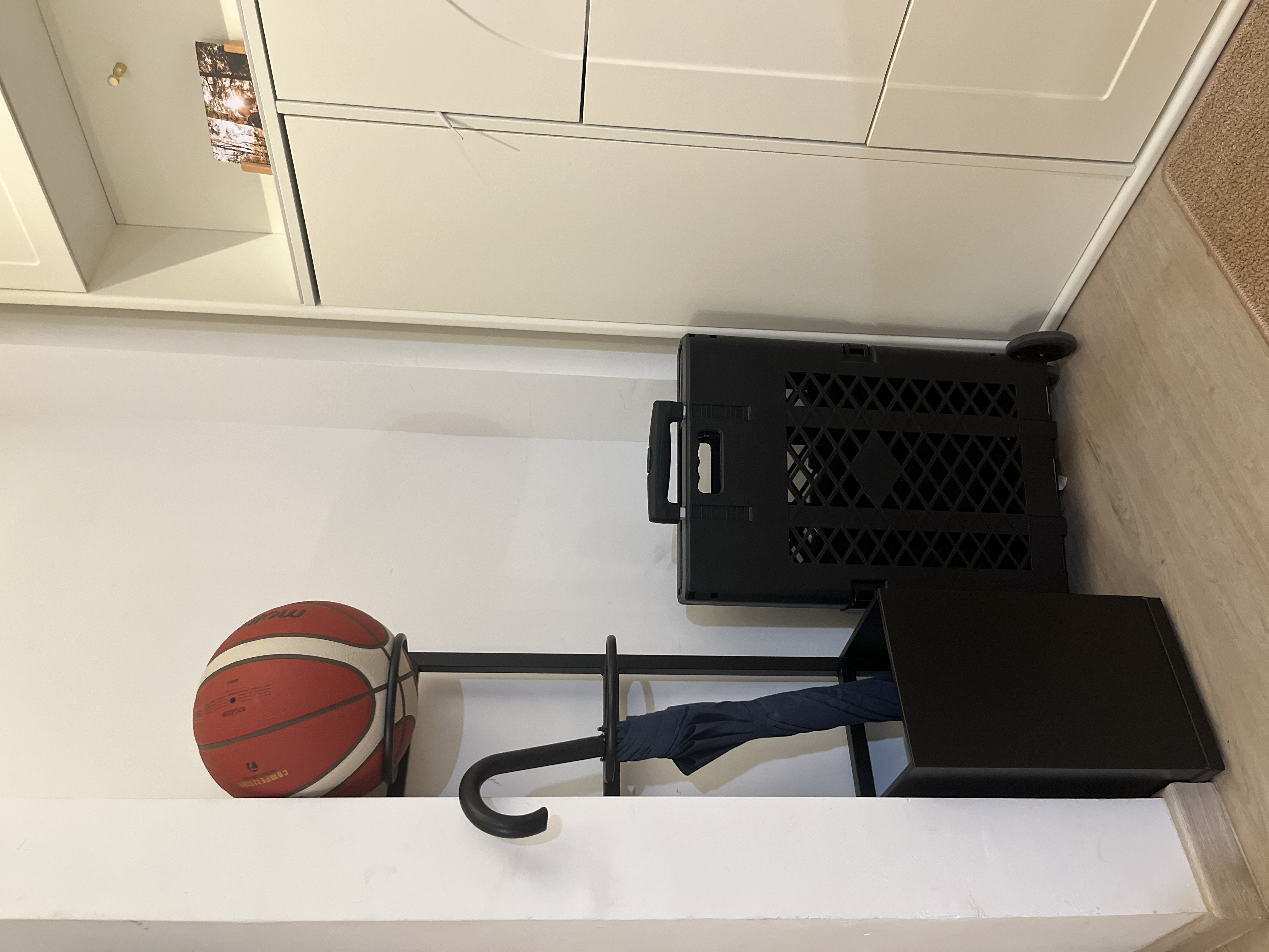 Our DIY Foyer: Aesthetic & Functional with Zero Built-in