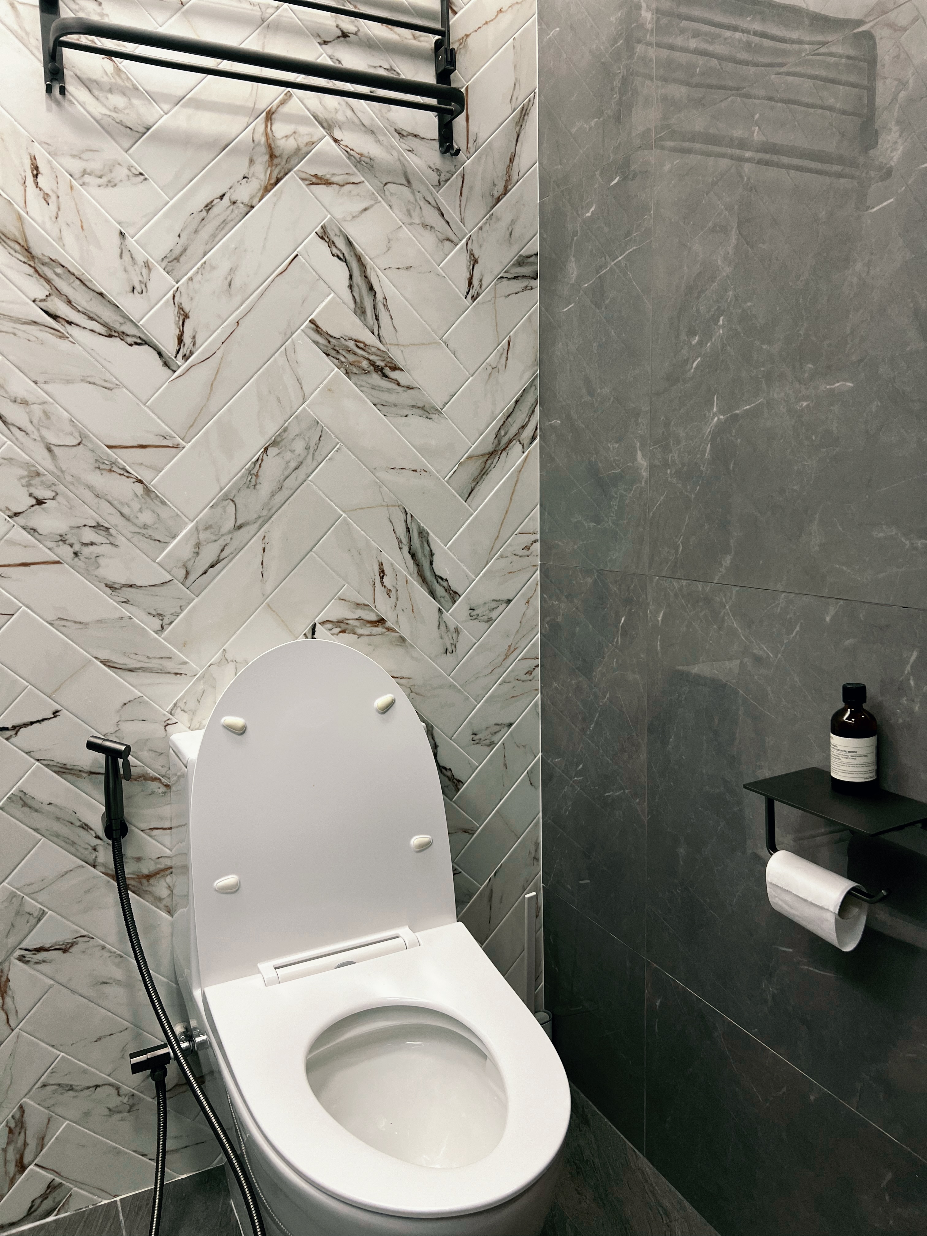 Light & Luxe: Our Hotel-Inspired Common Bathroom