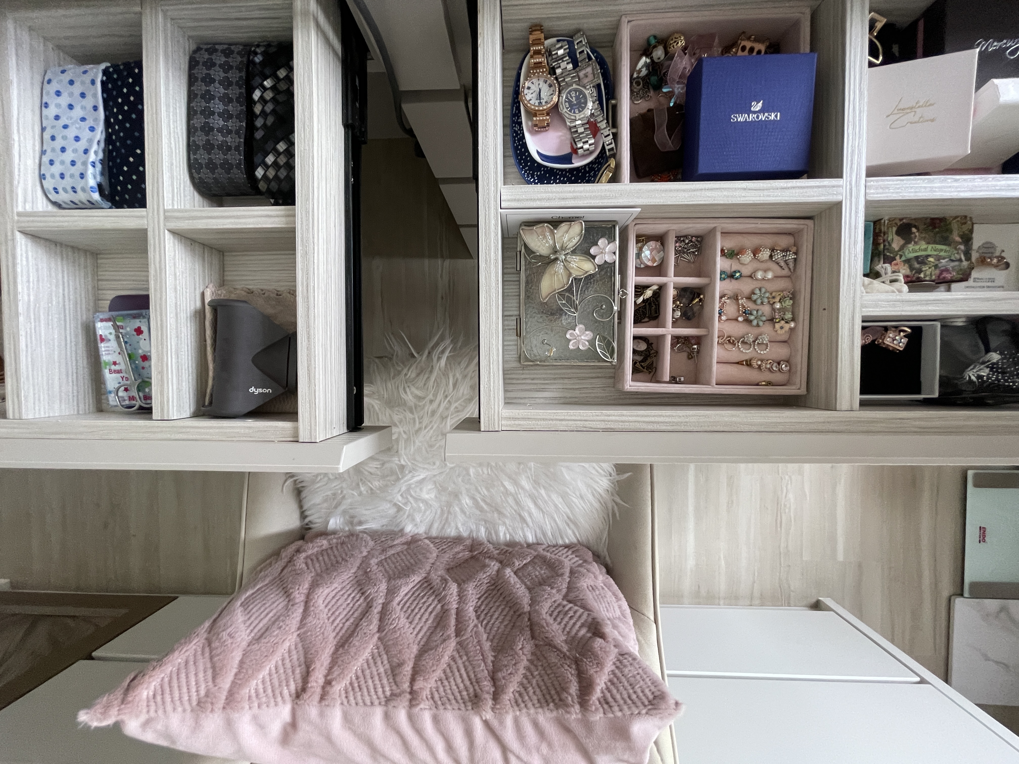 Modern luxe centrepiece curved vanity island in re-invented MBR