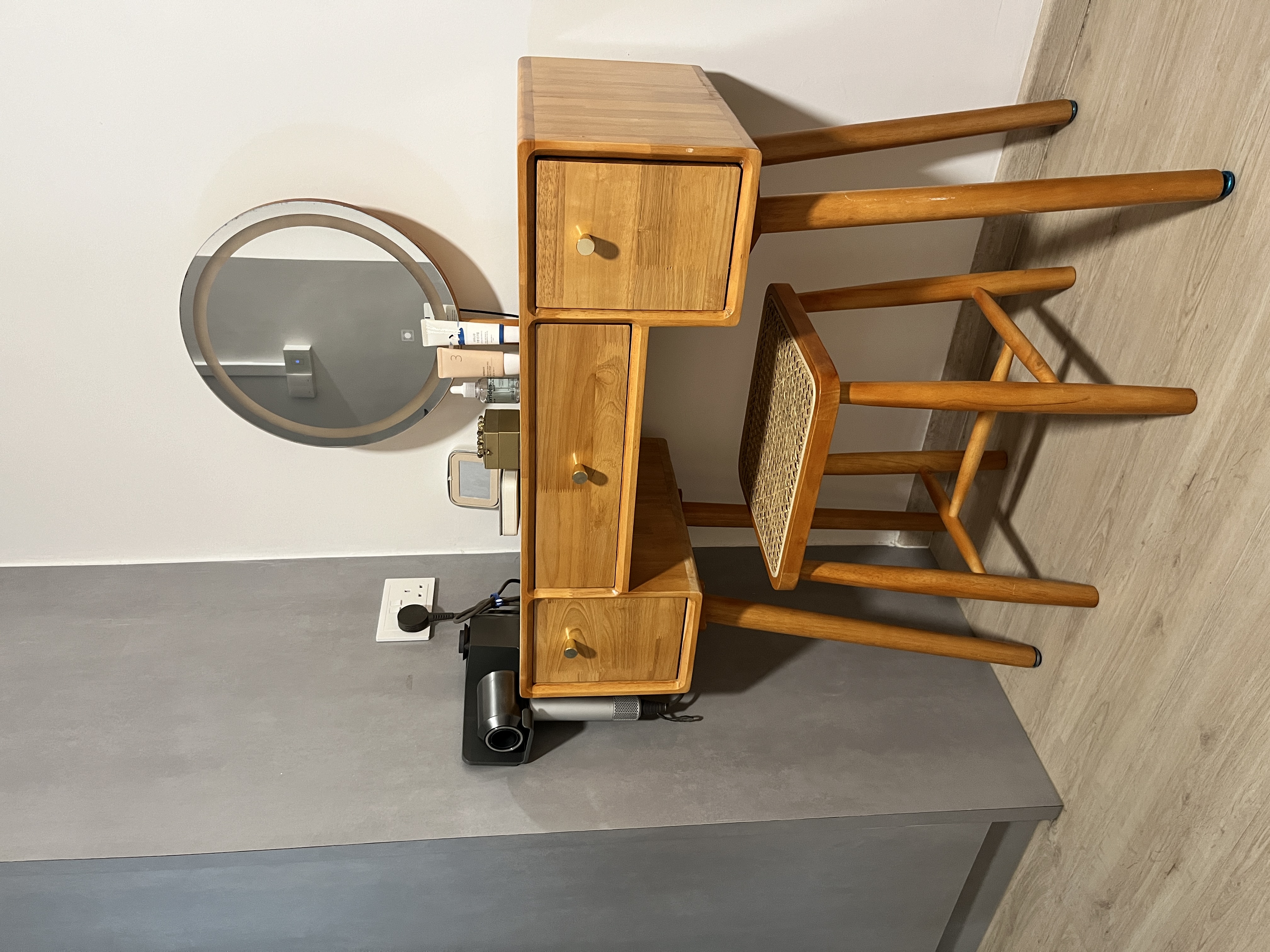 Little Vanity Corner