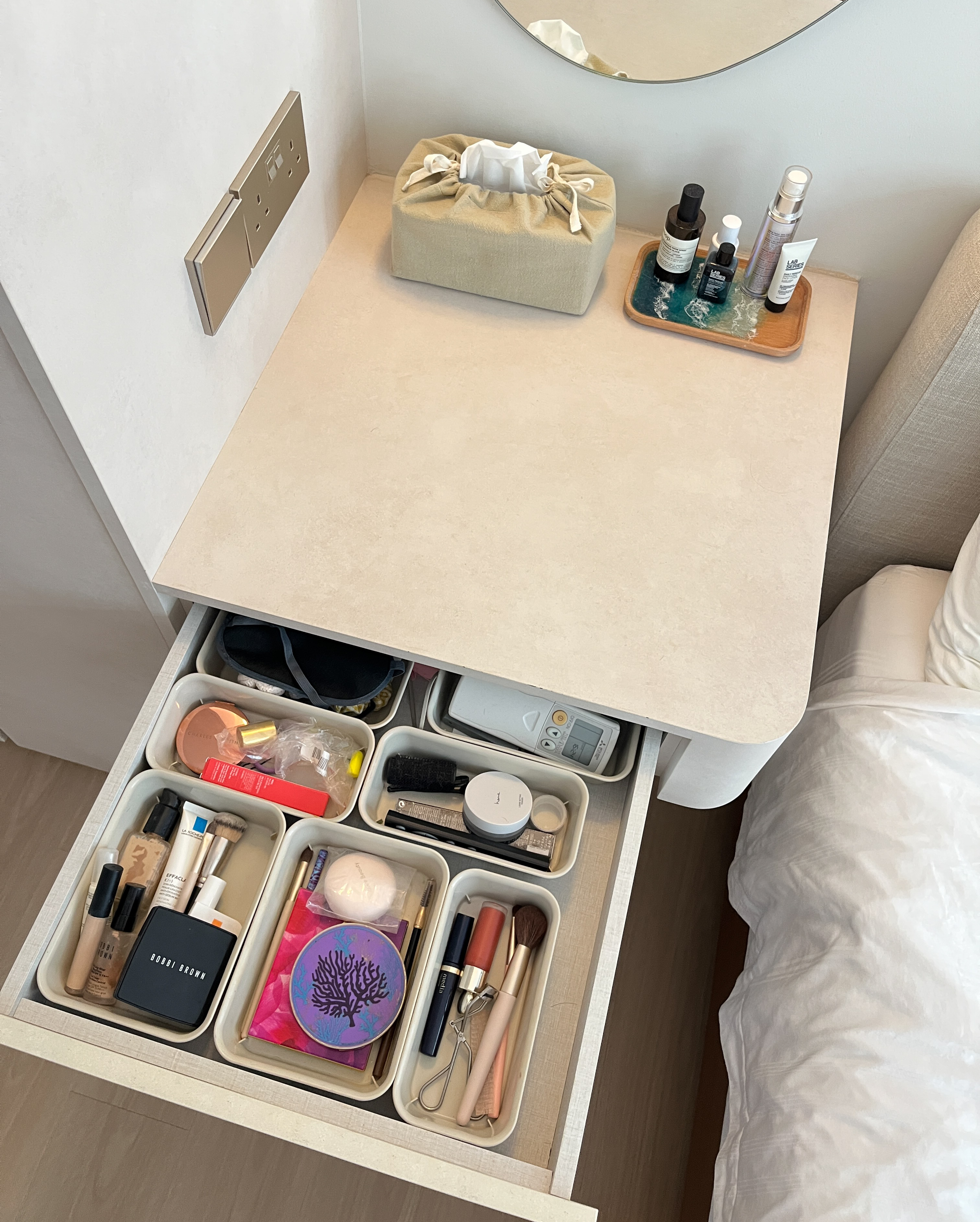 My Vanity Area: Cozy & Functional Corner 🎀